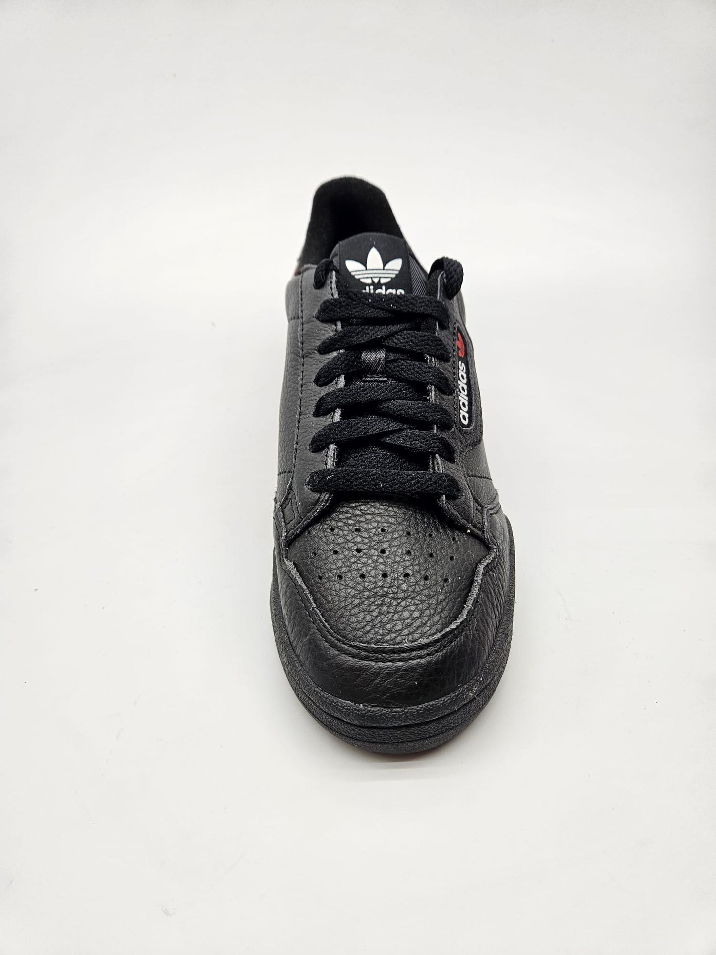 ADIDAS NOVI ORIGINAL PATIKI BR 39
