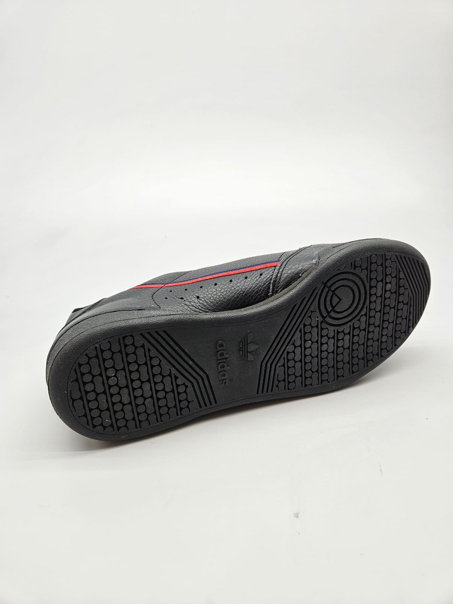 ADIDAS NOVI ORIGINAL PATIKI BR 39