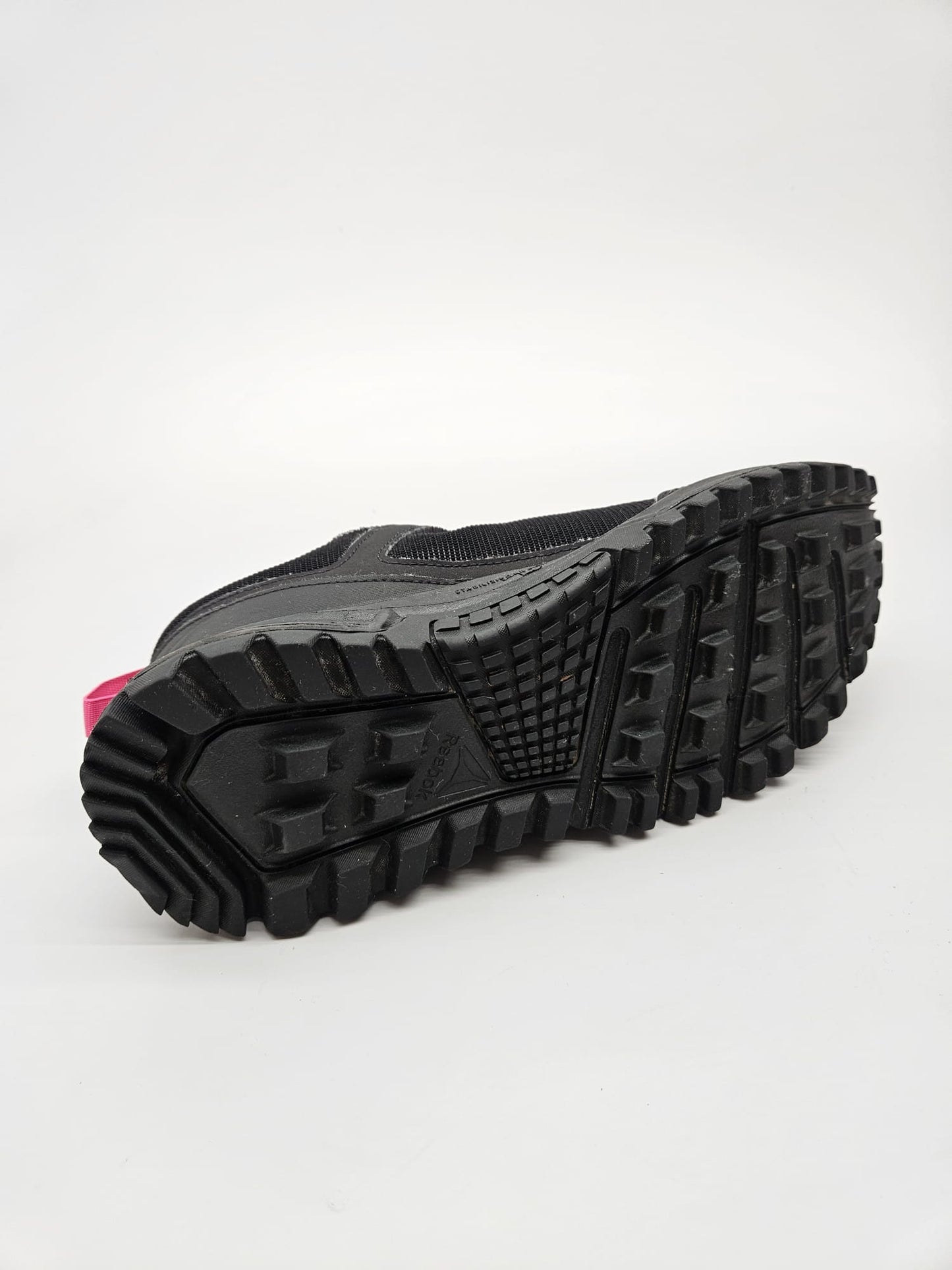 REEBOK NOVI ORIGINAL PATIKI BR 38