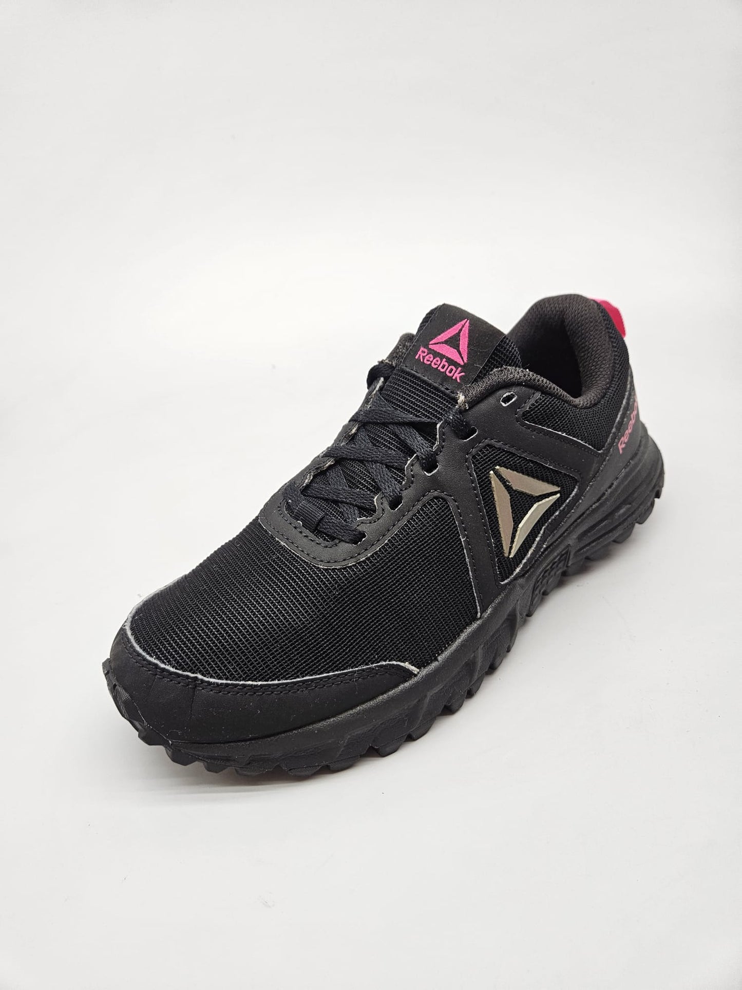 REEBOK NOVI ORIGINAL PATIKI BR 38