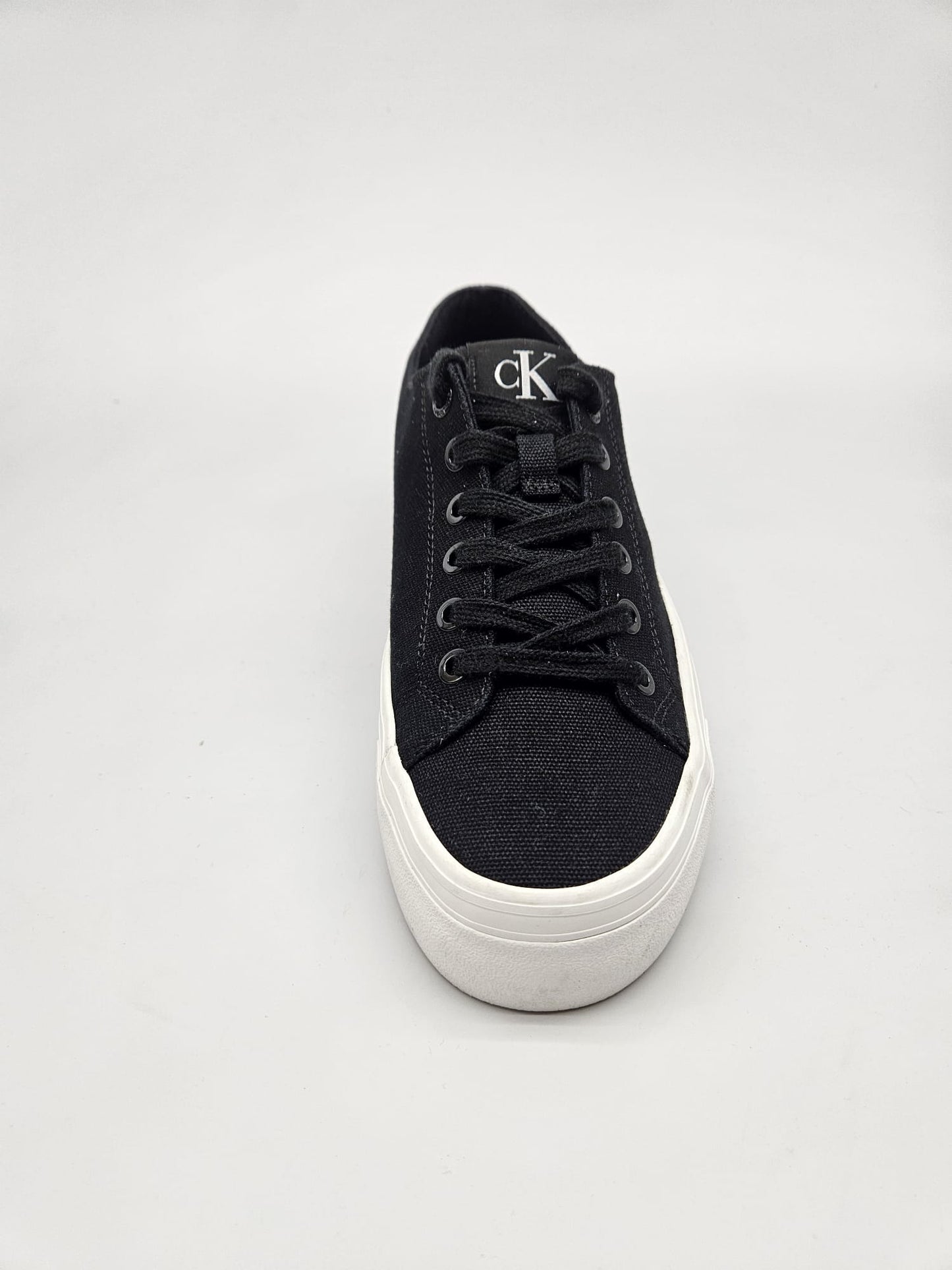 CALVIN KLEIN NOVI ORIGINAL PATIKI BR 39
