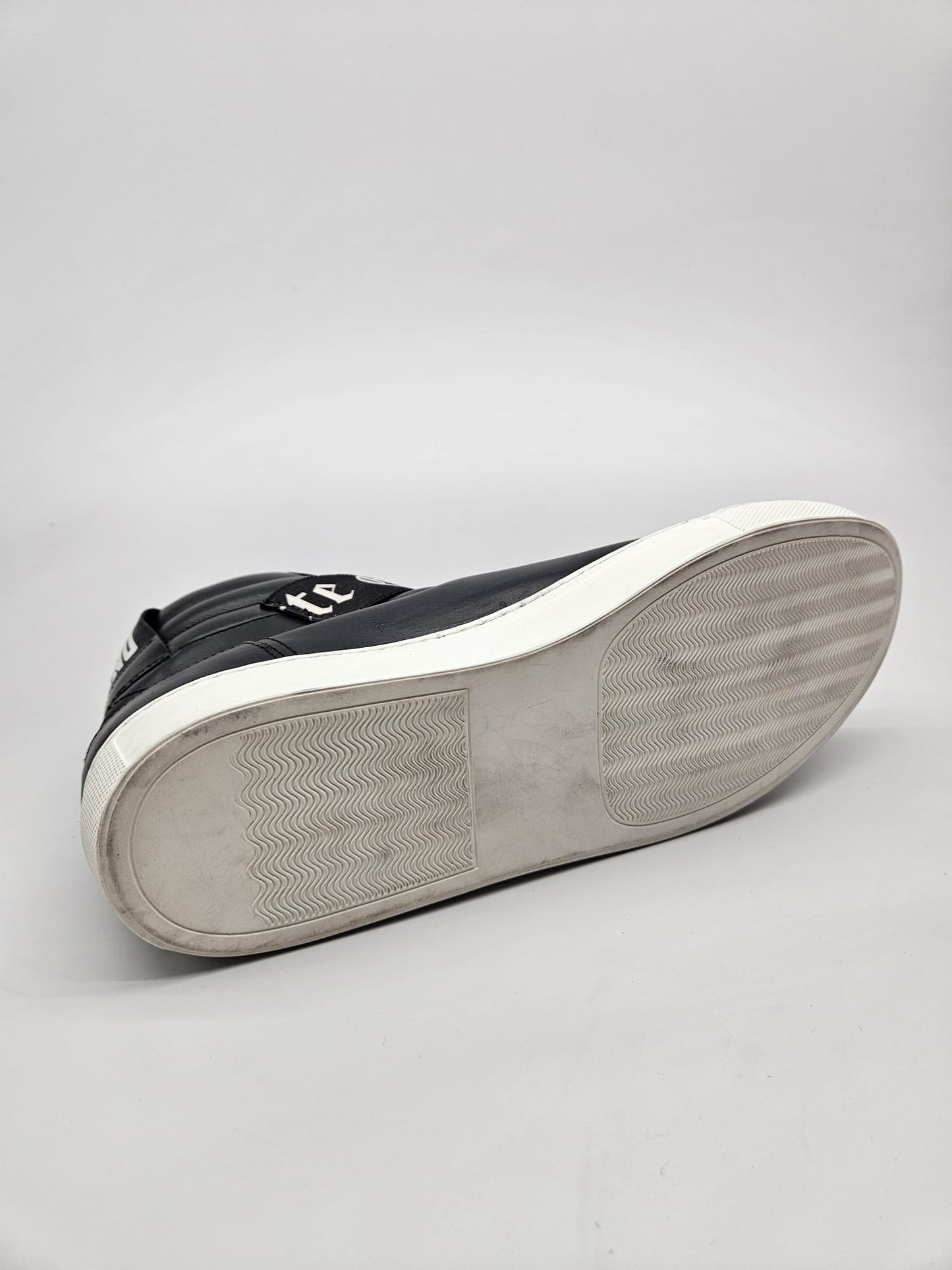 JOHN CALLIANO NOVI ORIGINAL PATIKI BR 42