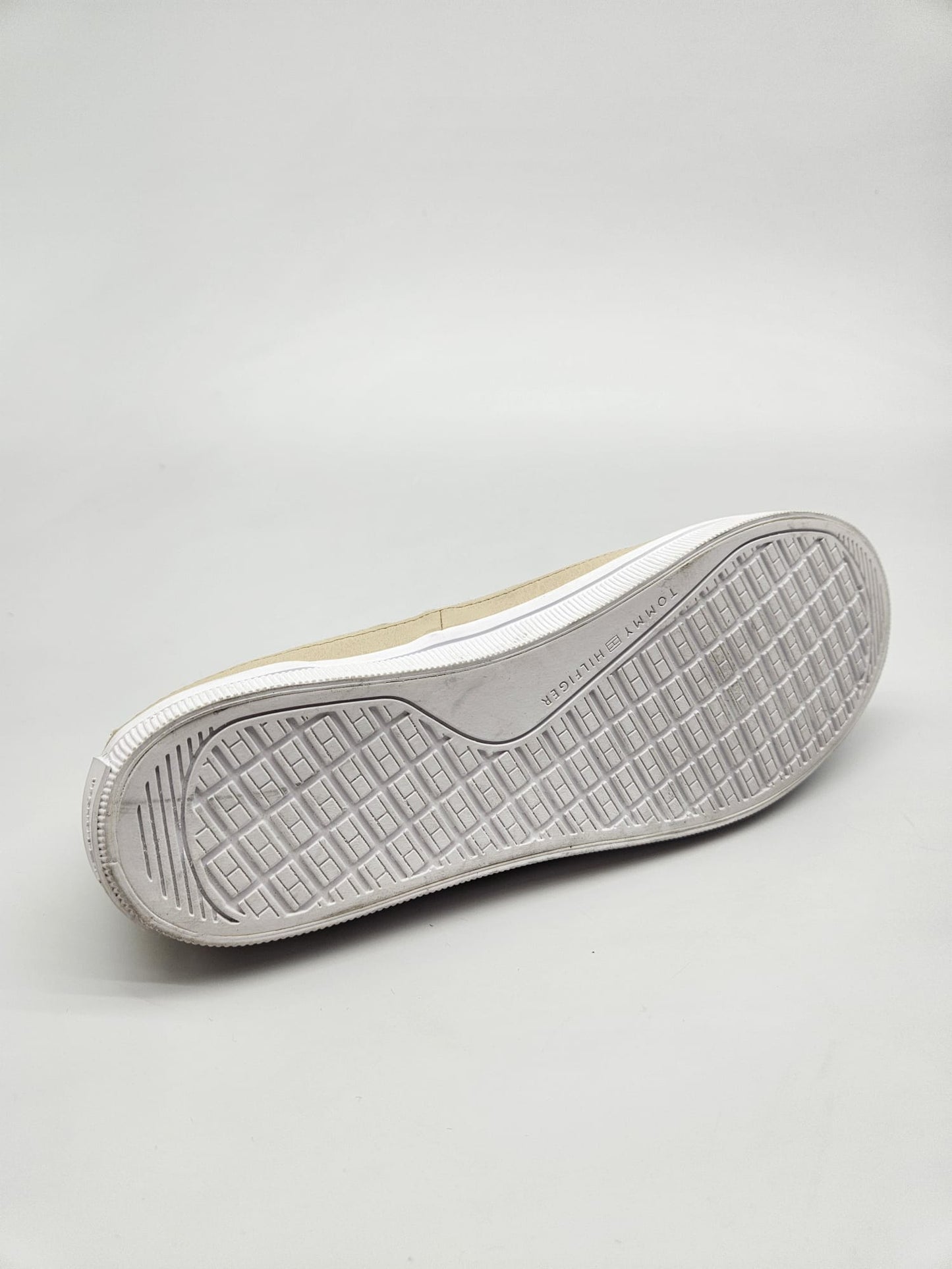TOMMY HILFIGER NOVI ORIGINAL PATIKI BR 38