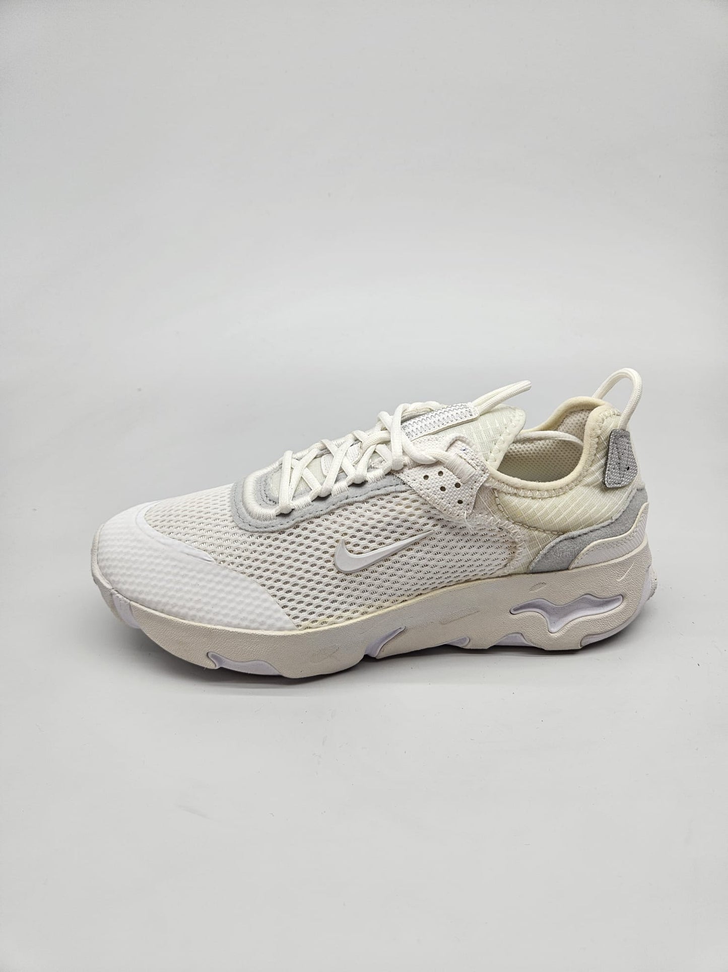 NIKE NOVI ORIGINAL PATIKI BR 37.5