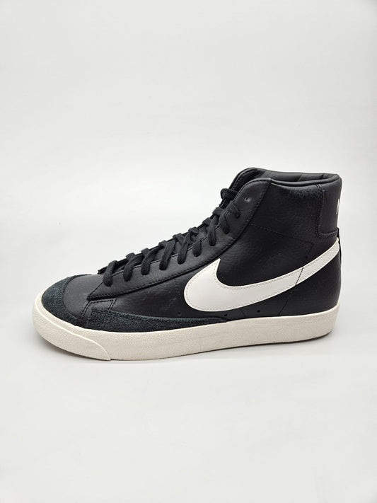 NIKE NOVI ORIGINAL PATIKI BR 45.5