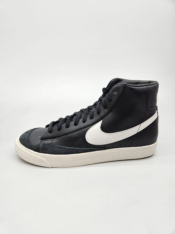 NIKE NOVI ORIGINAL PATIKI BR 45.5