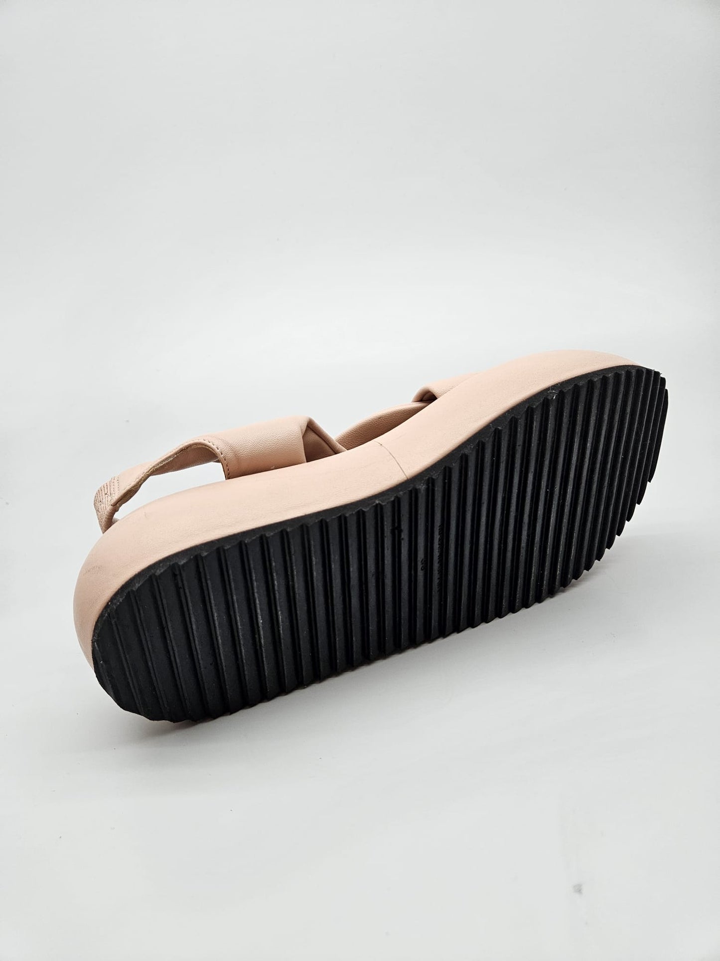 POLLINI NOVI ORIGINAL SANDALI BR 40