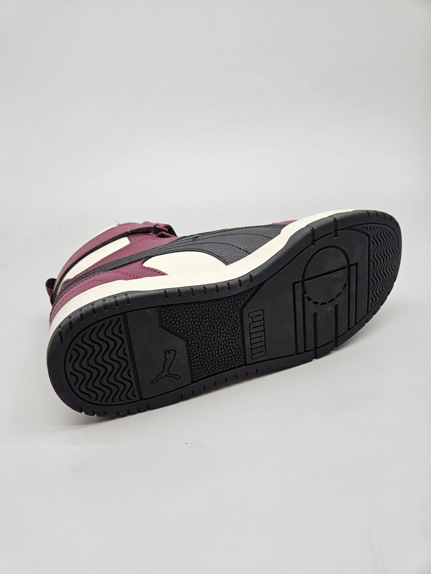 PUMA NOVI ORIGINAL PATIKI BR 41