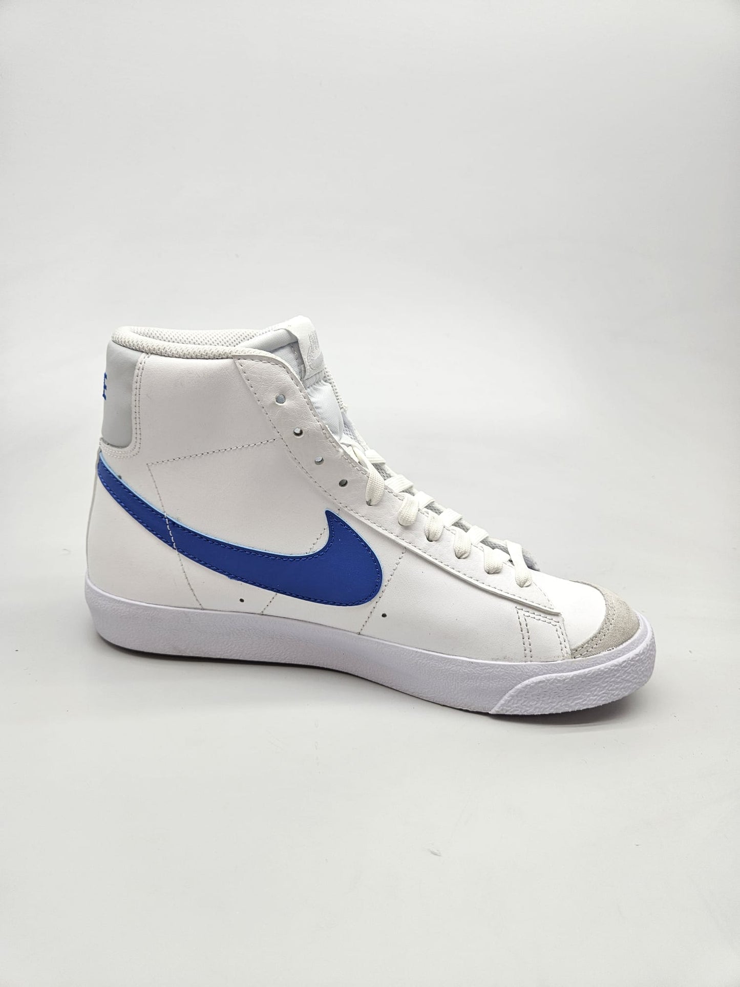 NIKE NOVI ORIGINAL PATIKI BR 40