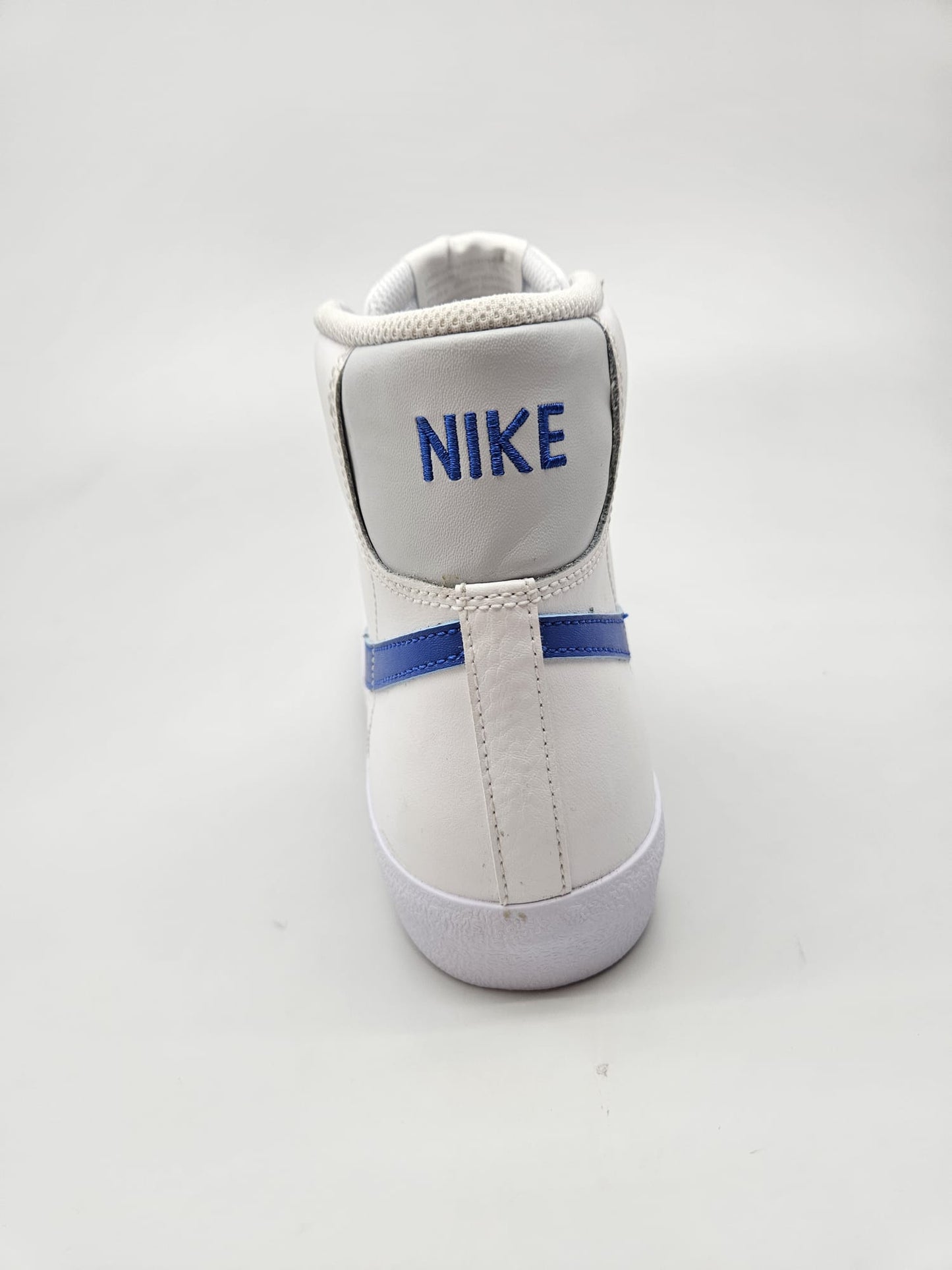 NIKE NOVI ORIGINAL PATIKI BR 40