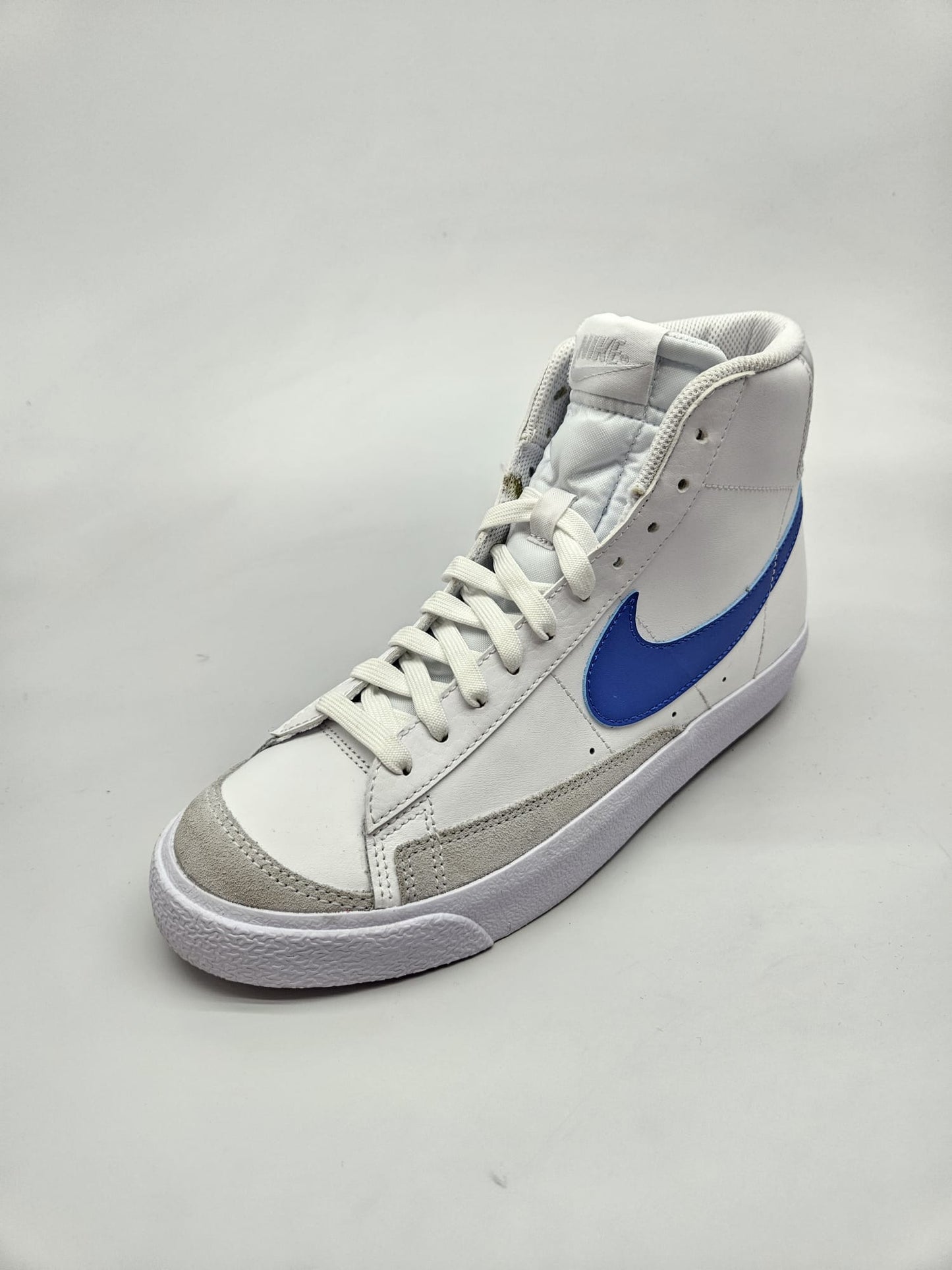 NIKE NOVI ORIGINAL PATIKI BR 40