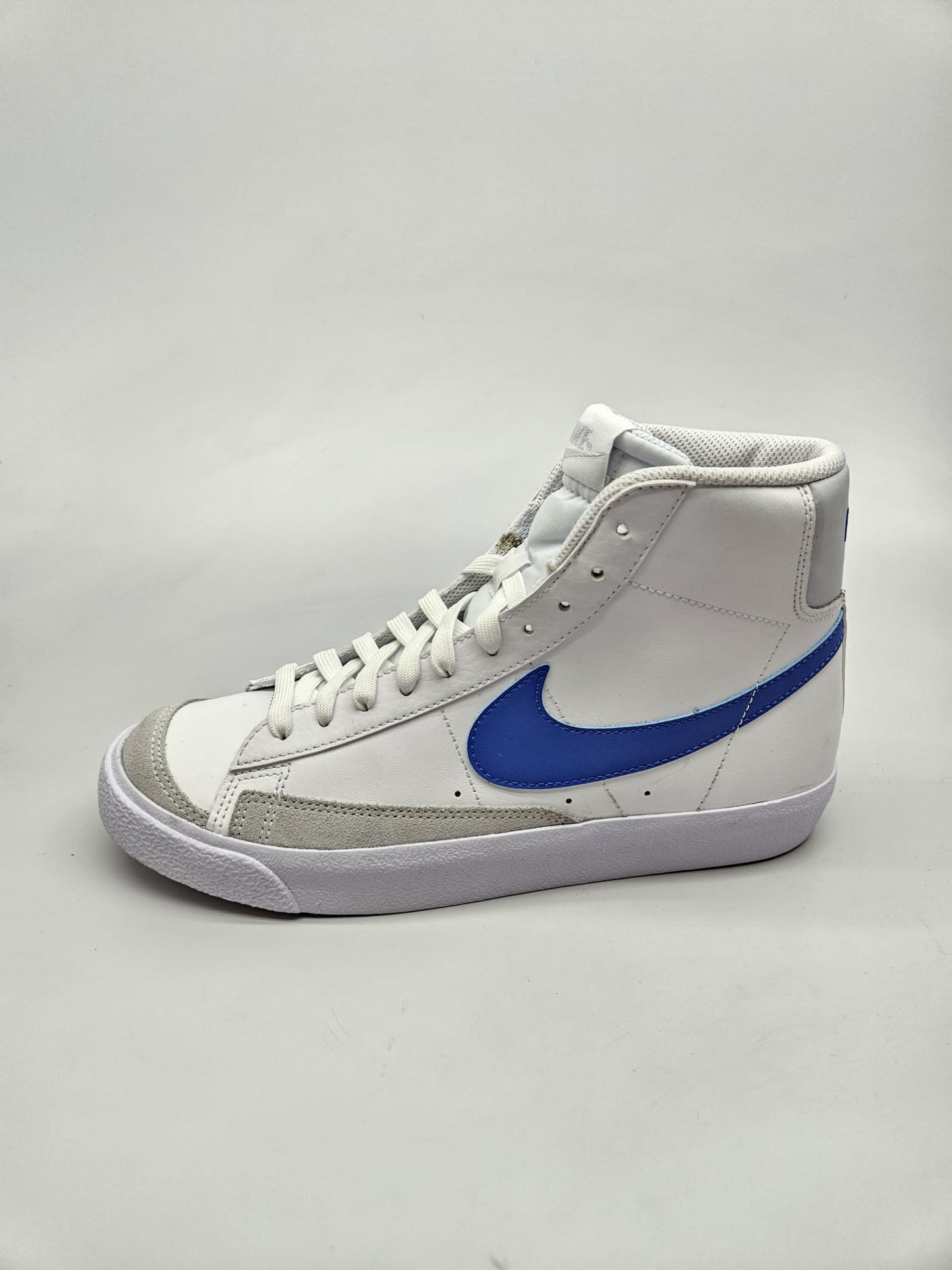 NIKE NOVI ORIGINAL PATIKI BR 40