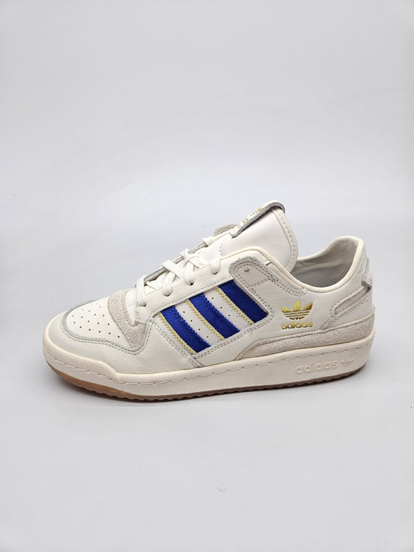 ADIDAS NOVI ORIGINAL PATIKI BR 40.5
