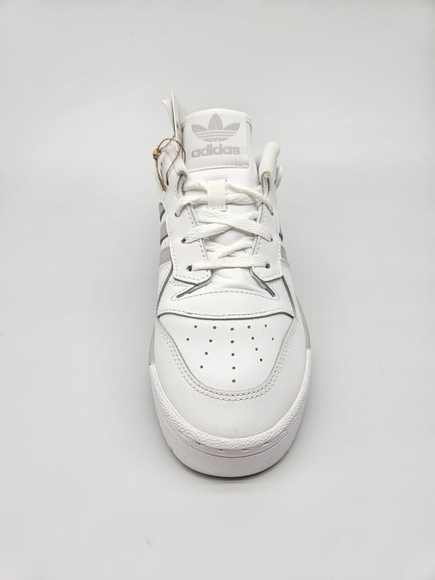 ADIDAS NOVI ORIGINAL PATIKI BR 38