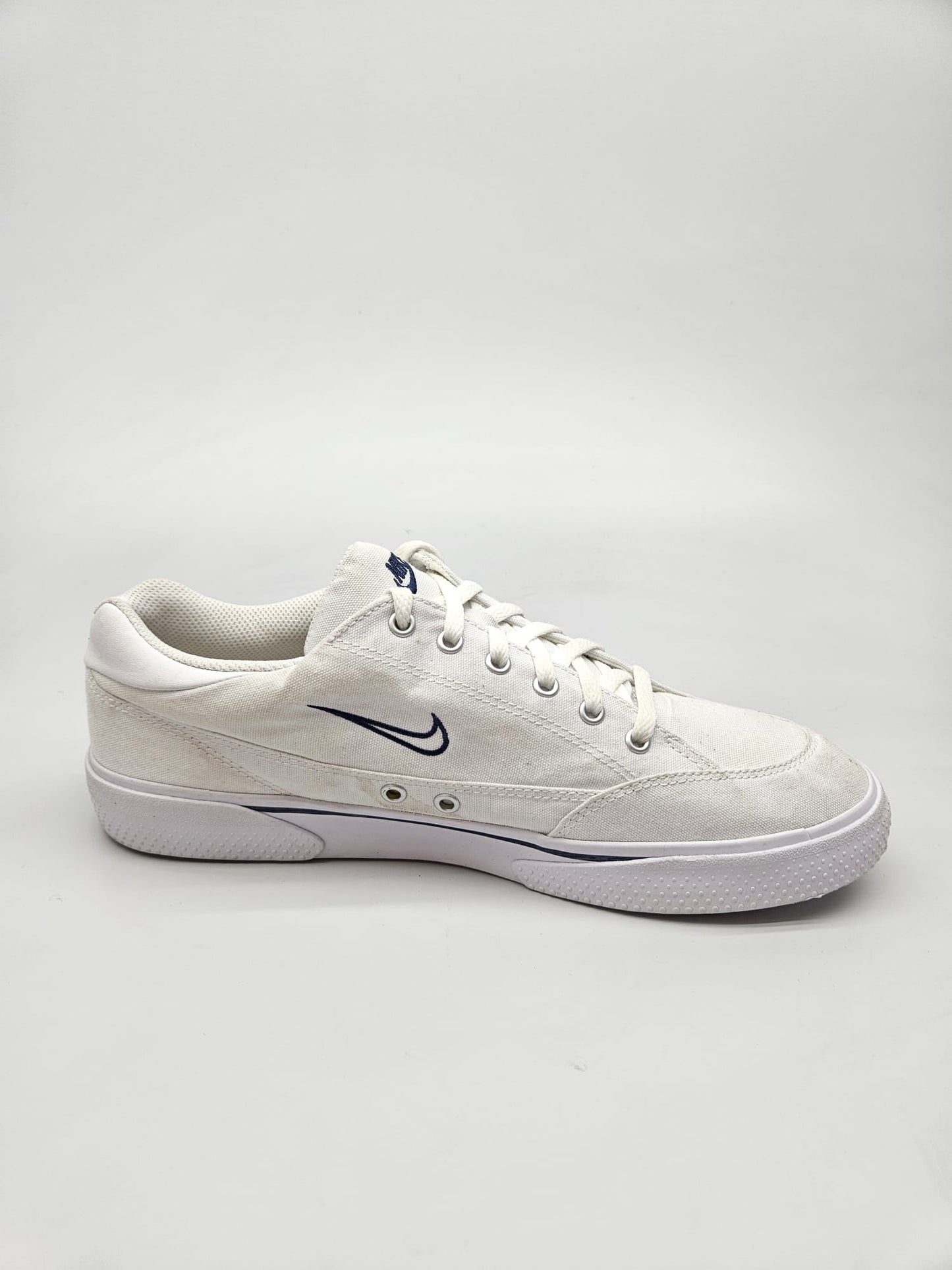 NIKE NOVI ORIGINAL PATIKI BR 44
