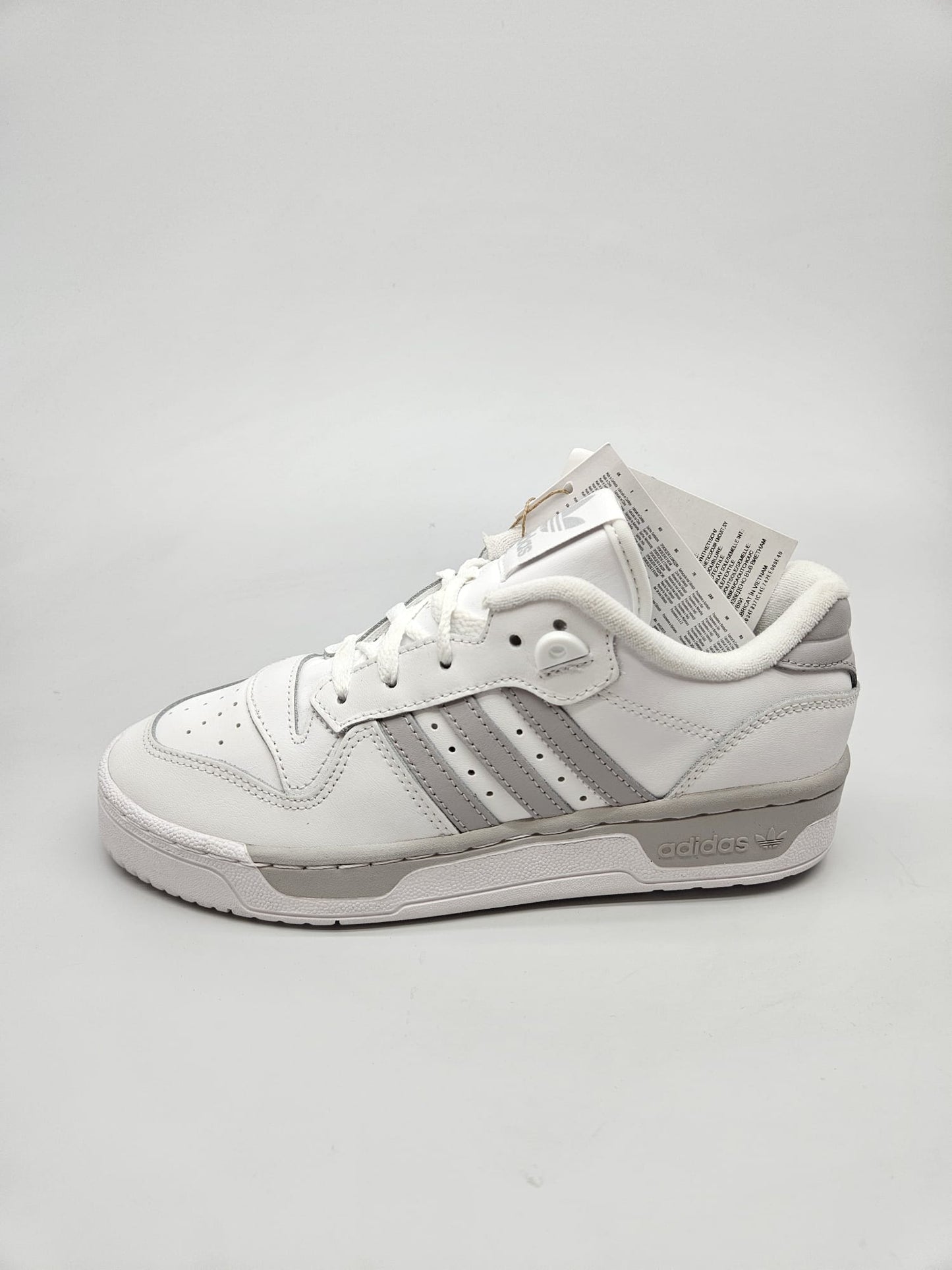 ADIDAS NOVI ORIGINAL PATIKI BR 38