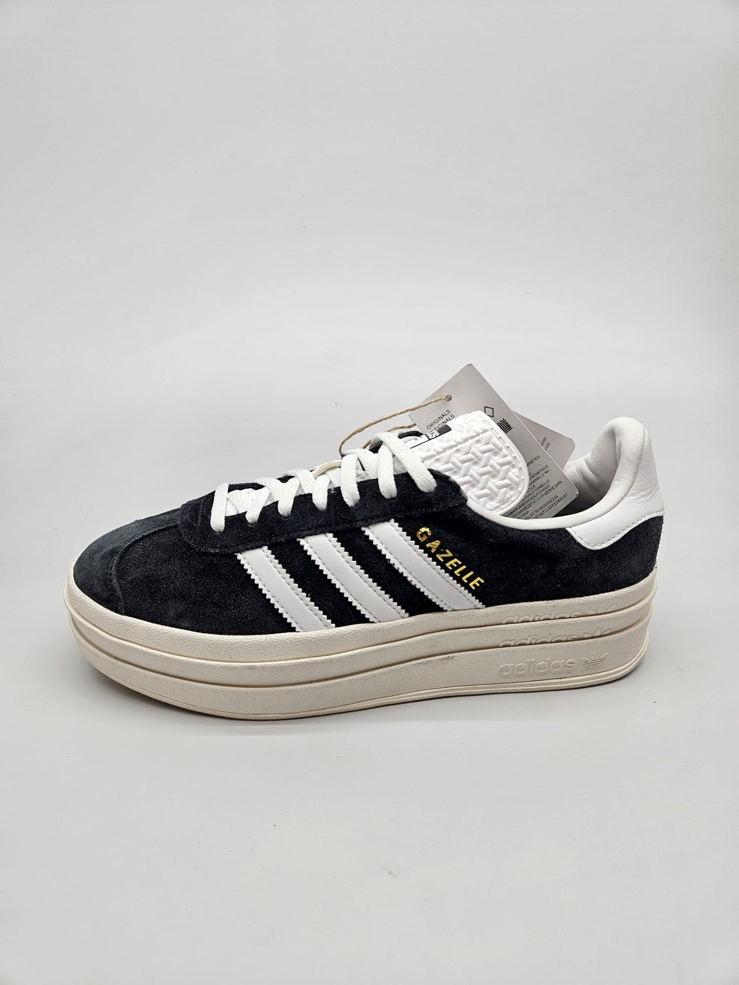 ADIDAS NOVI ORIGINAL PATIKI BR 39