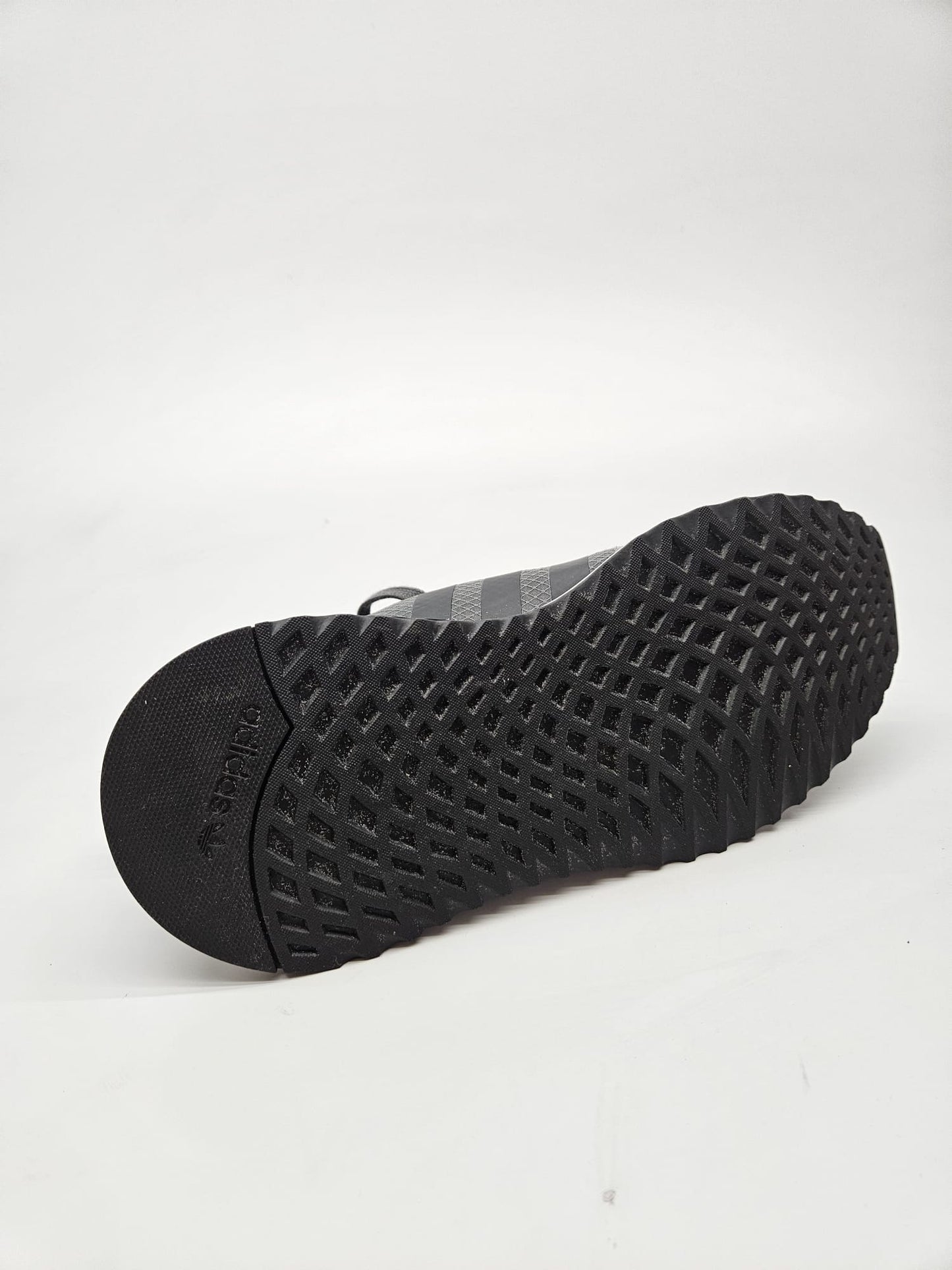 ADIDAS NOVI ORIGINAL PATIKI BR 38.5