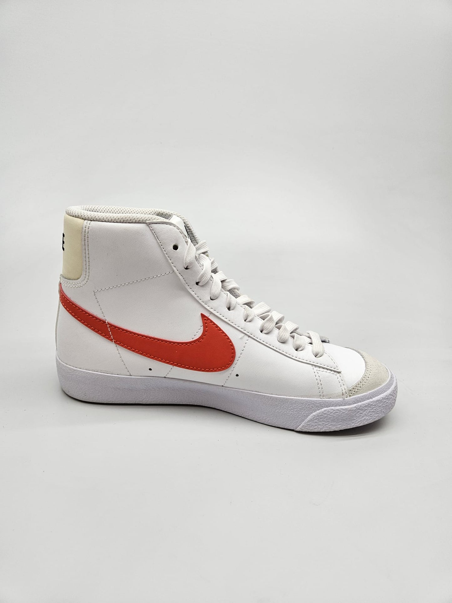NIKE NOVI ORIGINAL PATIKI BR 38