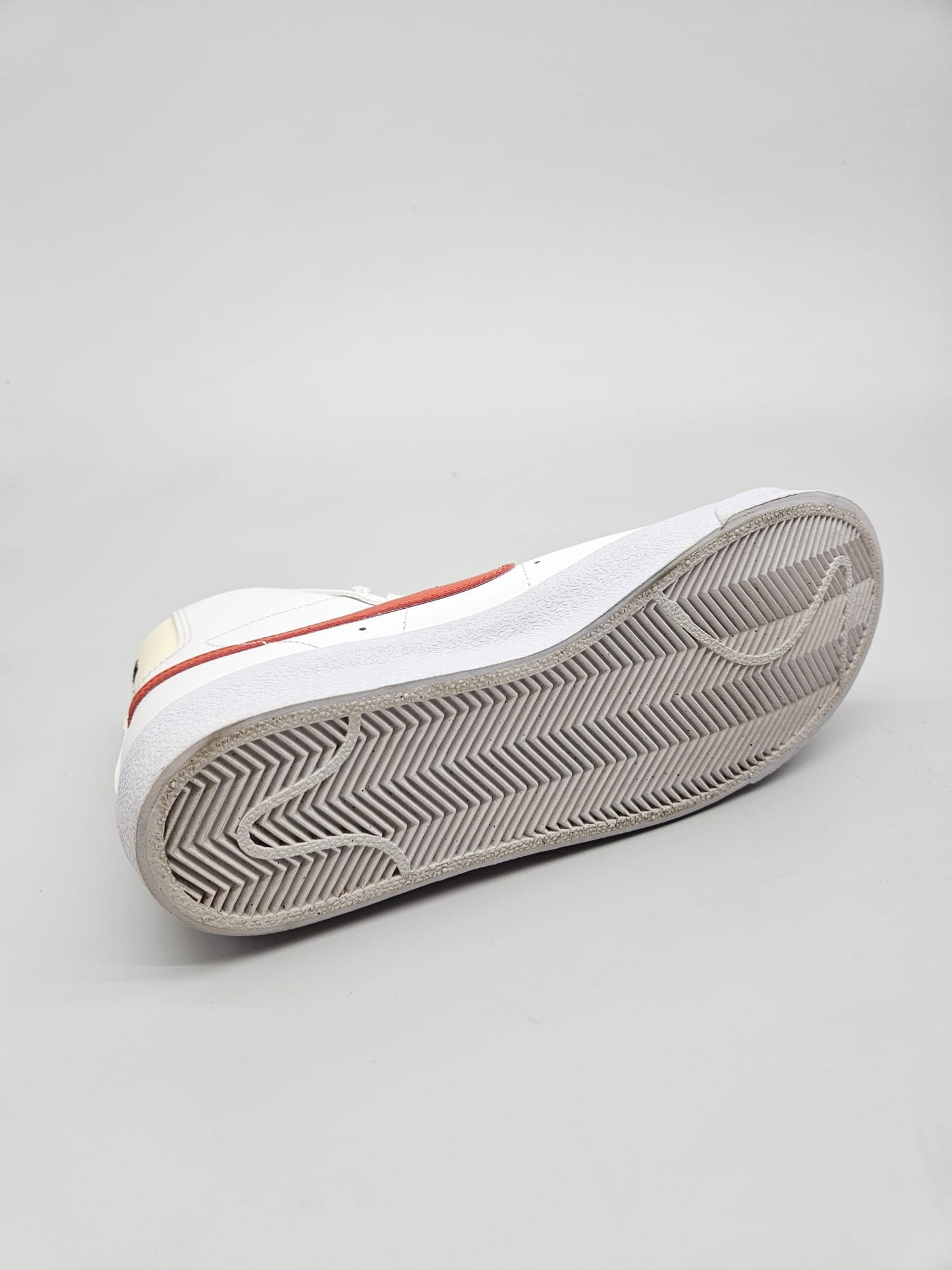 NIKE NOVI ORIGINAL PATIKI BR 38