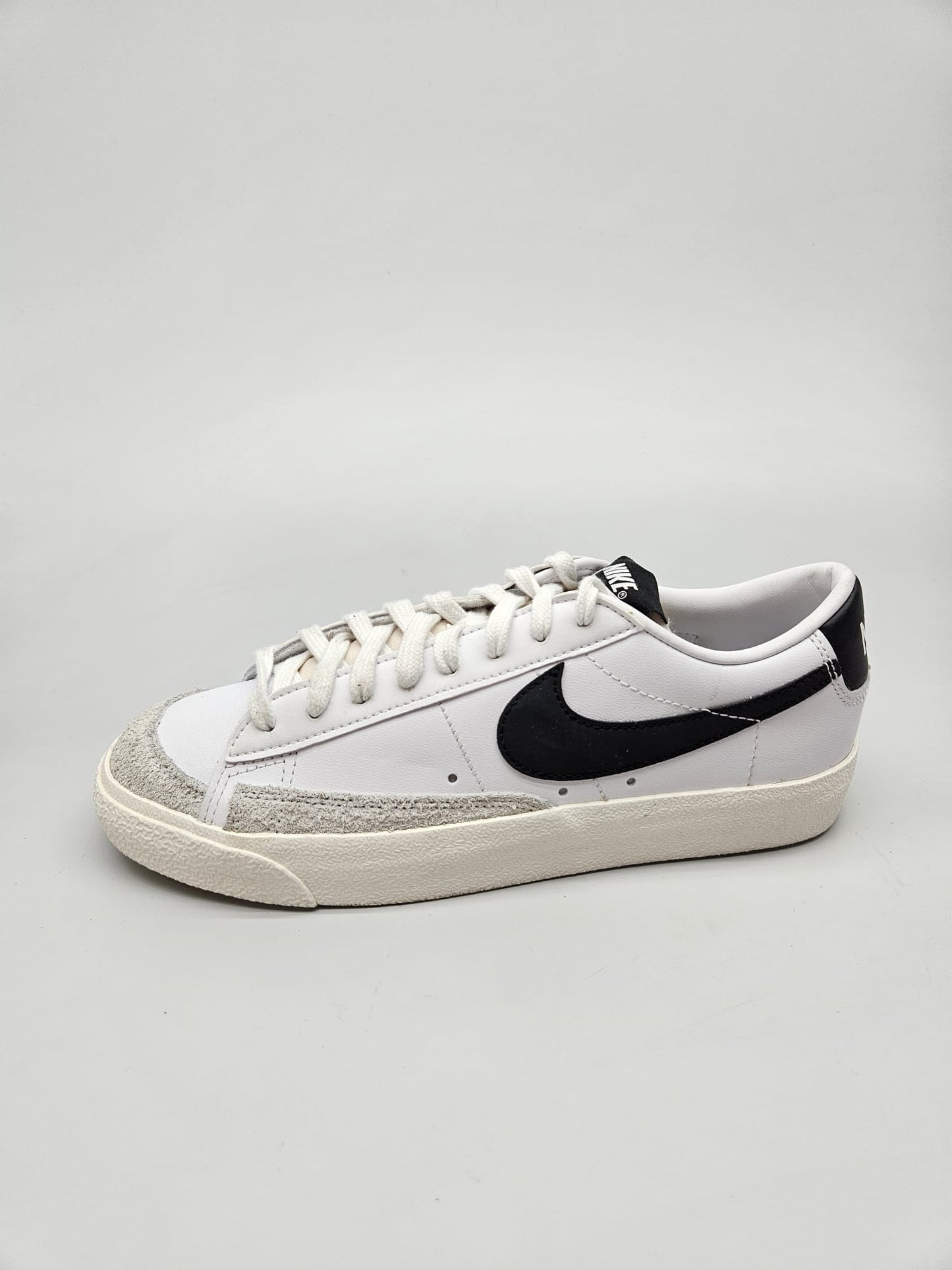 NIKE NOVI ORIGINAL PATIKI BR 40