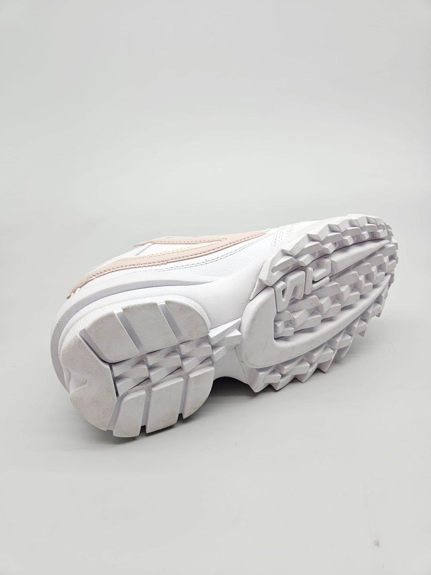 FILA NOVI ORIGINAL PATIKI BR 38