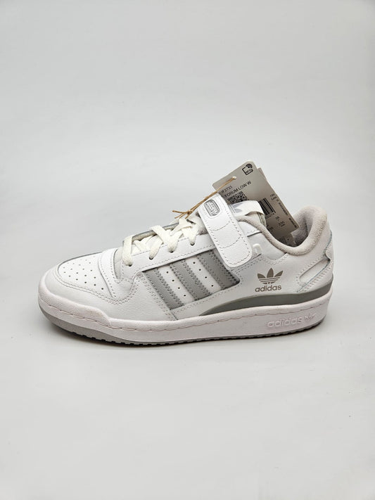 ADIDAS NOVI ORIGINAL PATIKI BR 38