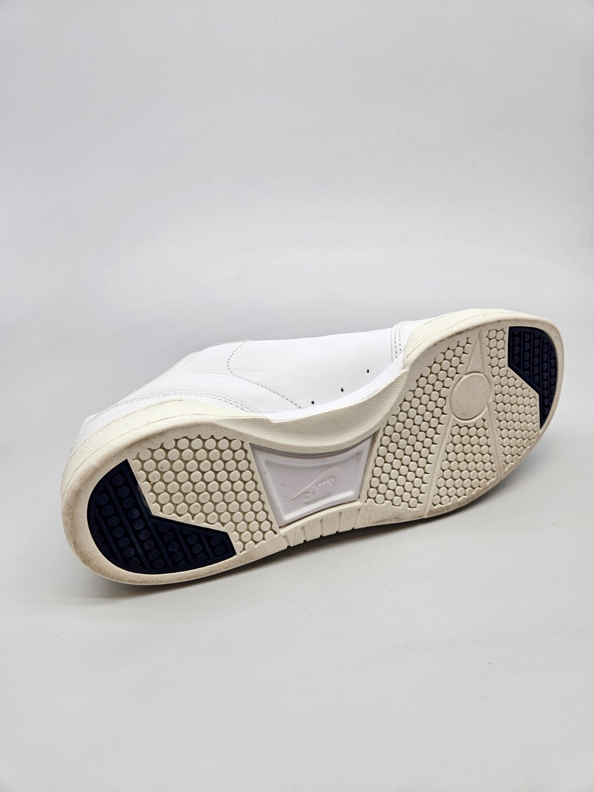 NIKE NOVI ORIGINAL PATIKI BR 43