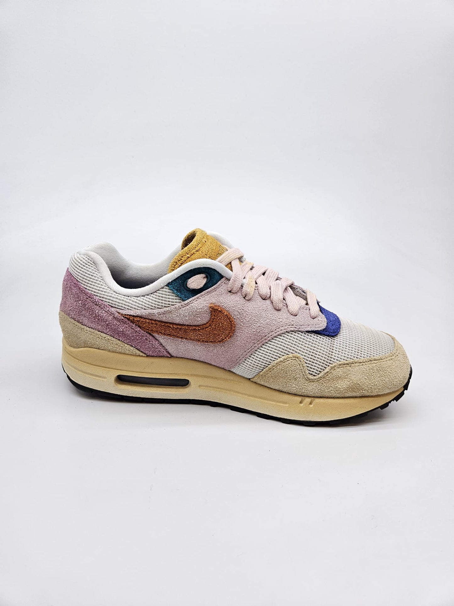 NIKE AIRMAX NOVI ORIGINAL PATIKI BR 40