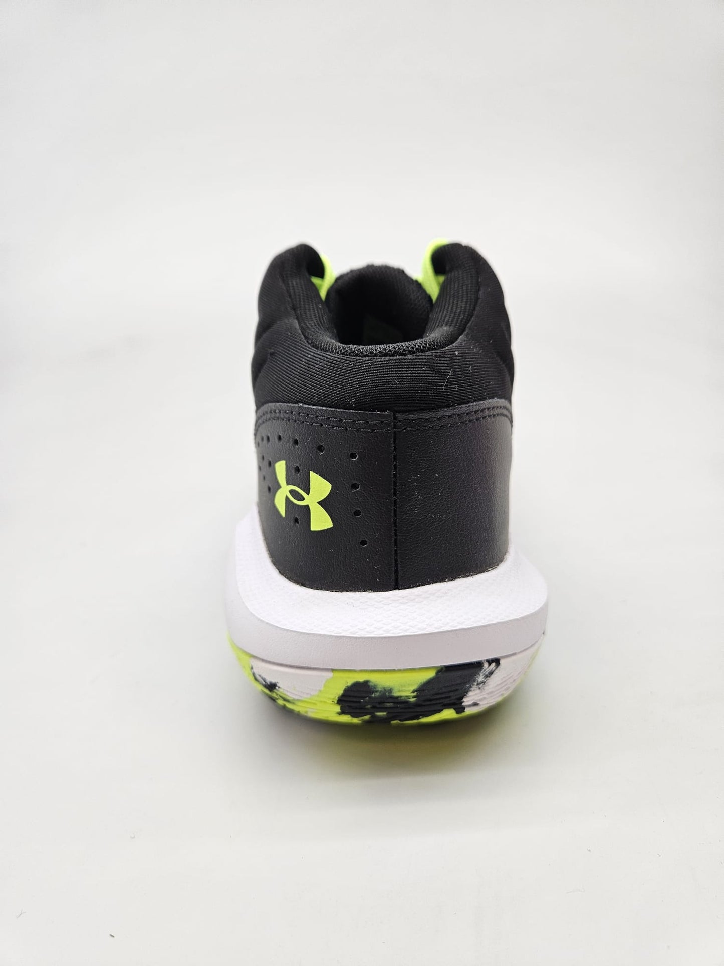 UNDER ARMOUR NOVI ORIGINAL PATIKI BR 40