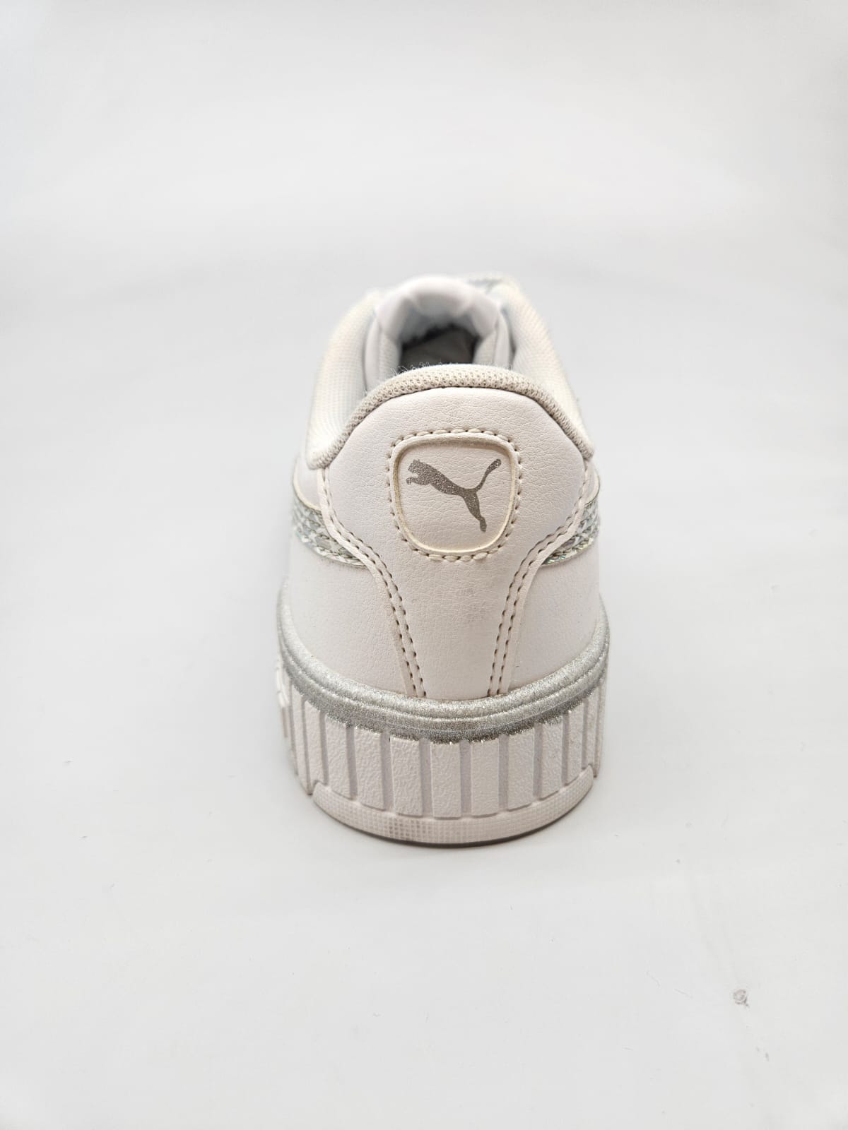 PUMA NOVI ORIGINAL PATIKI BR 37