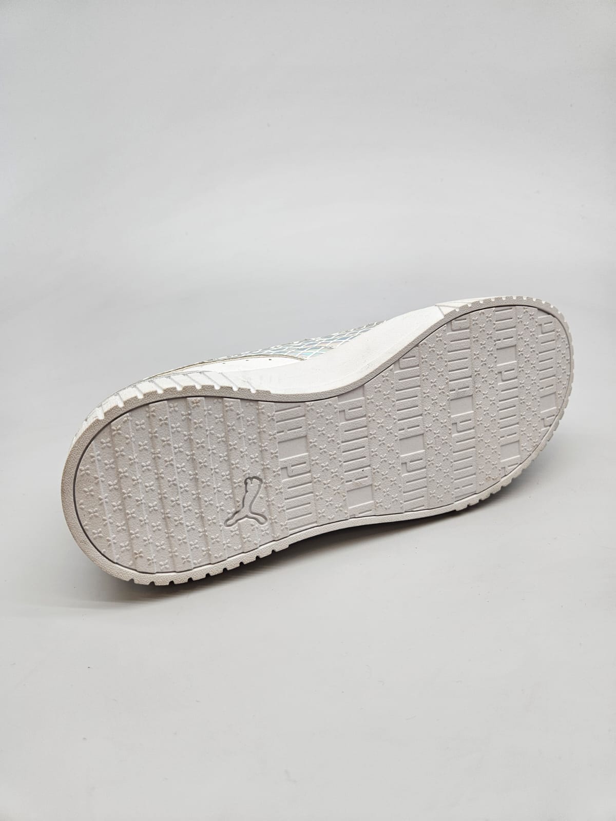 PUMA NOVI ORIGINAL PATIKI BR 37
