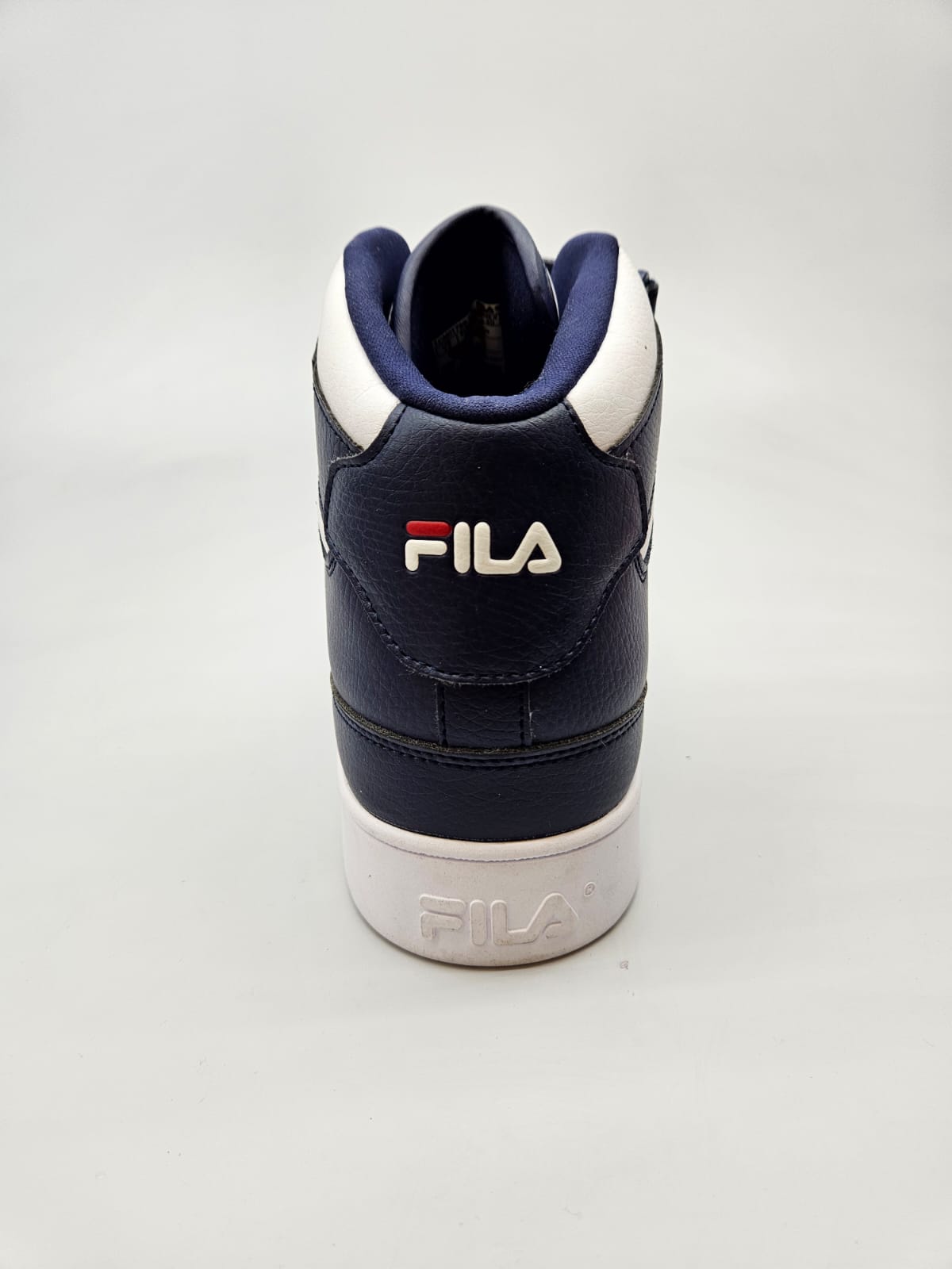 FILA NOVI ORIGINAL PATIKI BR 46