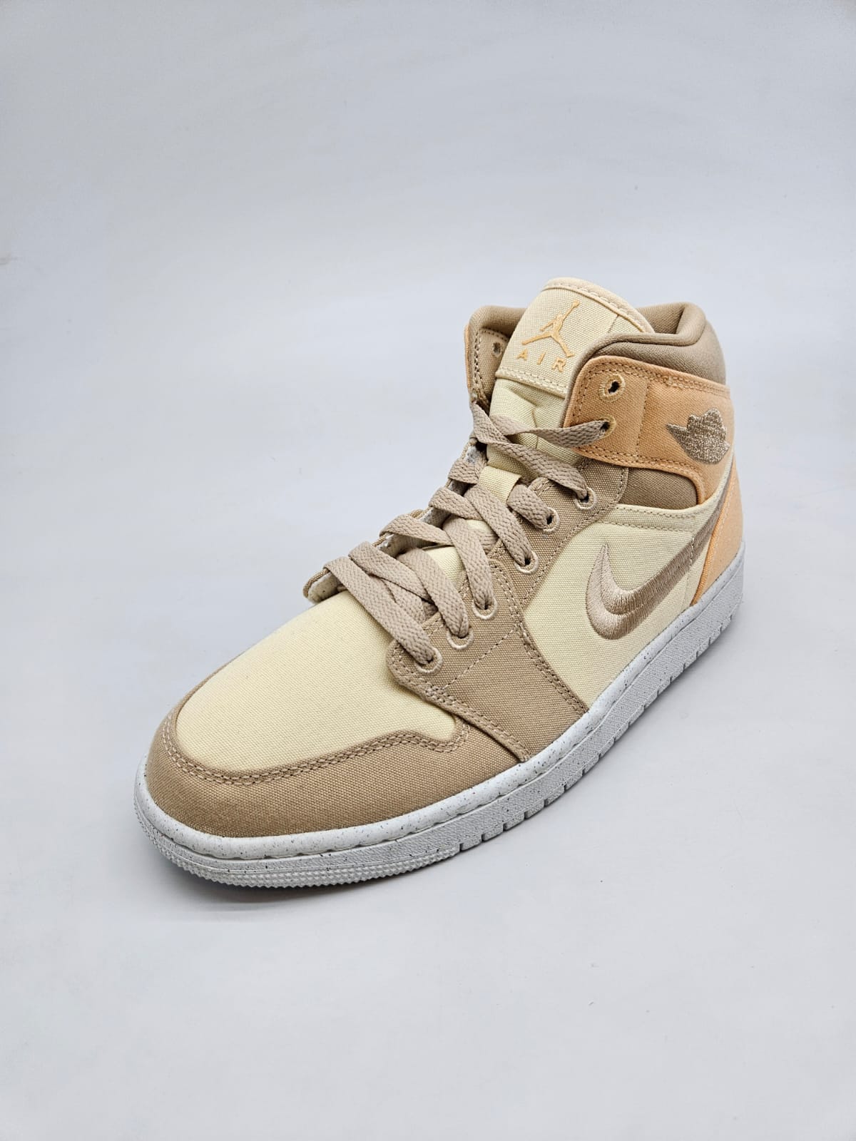 NIKE JORDAN NOVI ORIGINAL PATIKI BR 40.5
