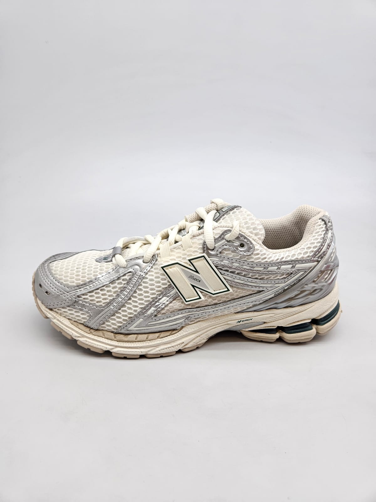 NEW BALANCE ORIGINAL PATIKI BR 42.5
