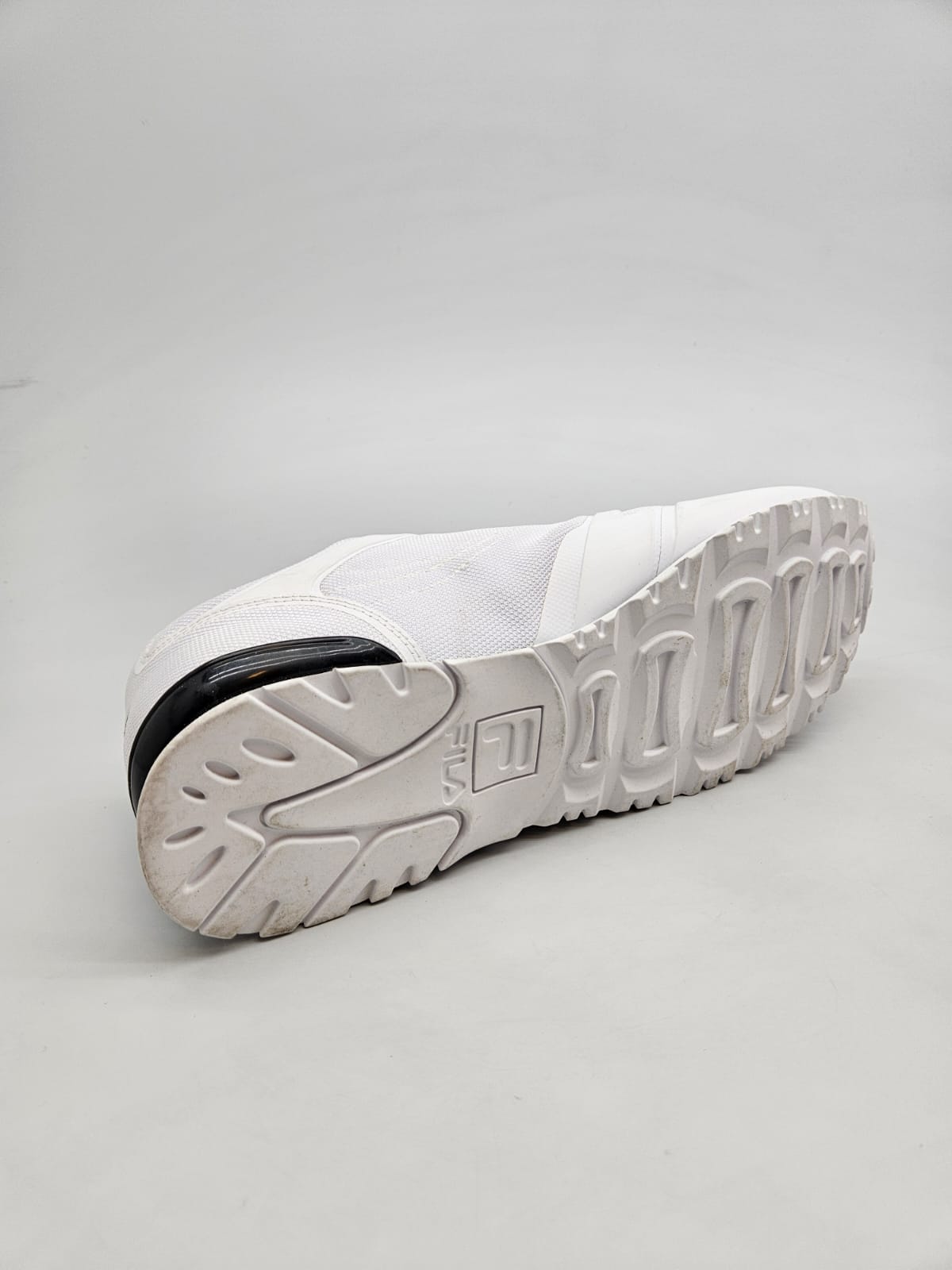 FILA NOVI ORIGINAL PATIKI BR 46