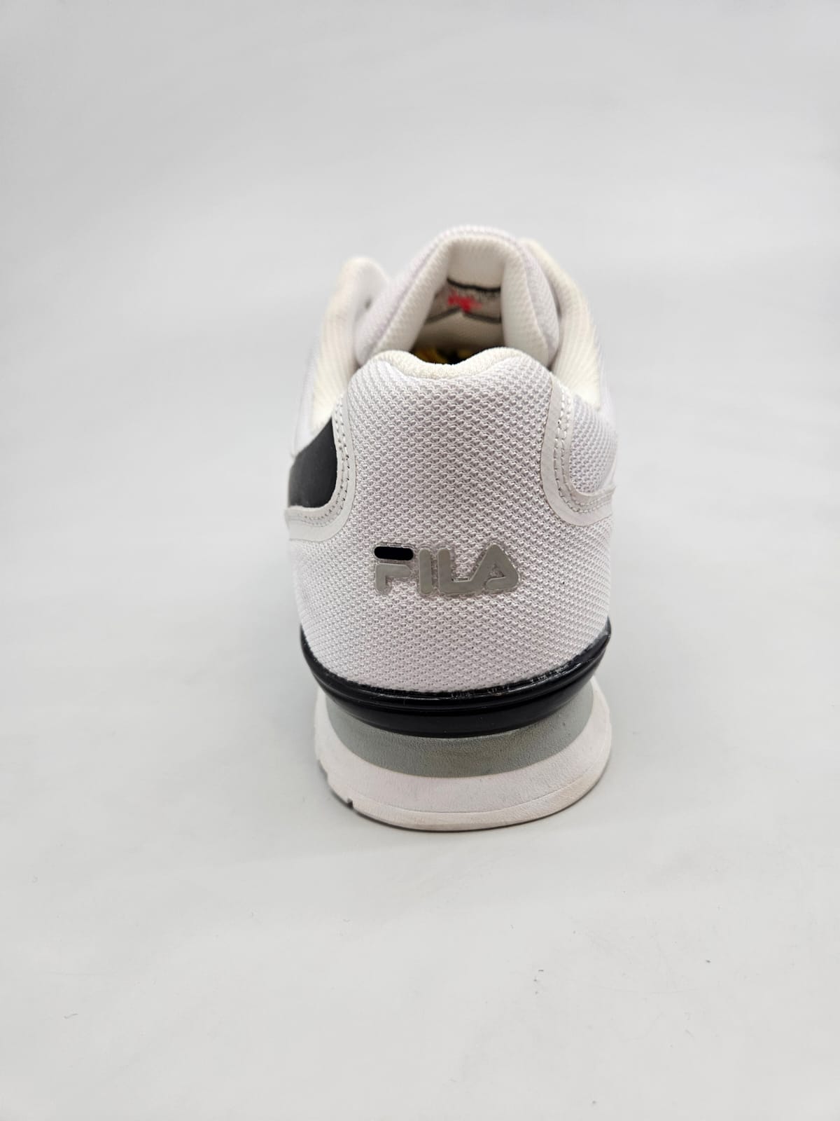 FILA NOVI ORIGINAL PATIKI BR 46