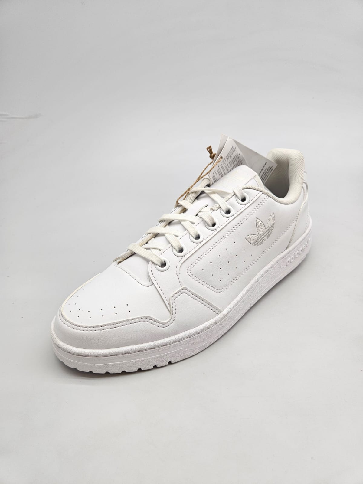 ADIDAS NOVI ORIGINAL PATIKI BR 42.5
