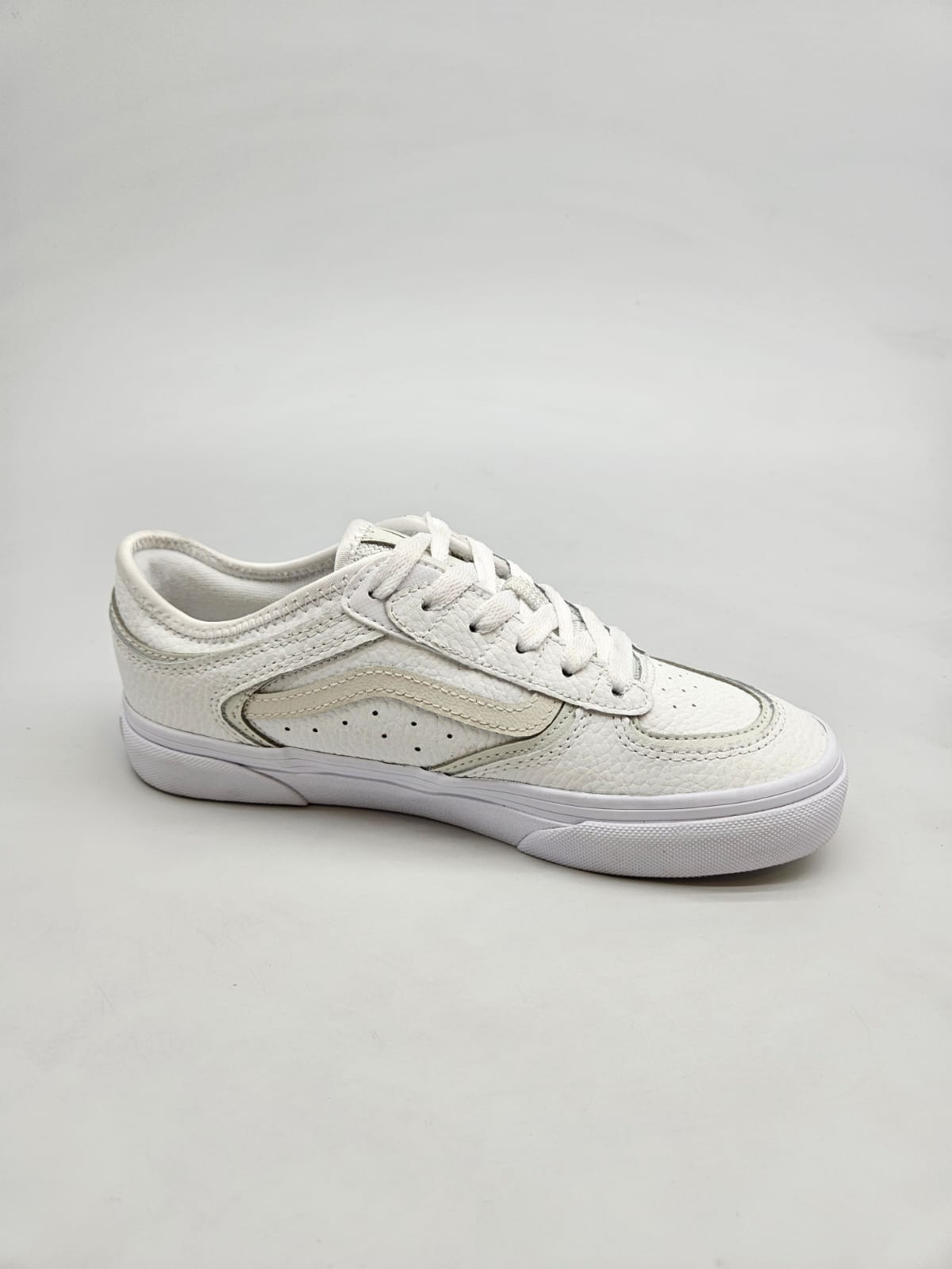 VANS NOVI ORIGINAL PATIKI BR 35