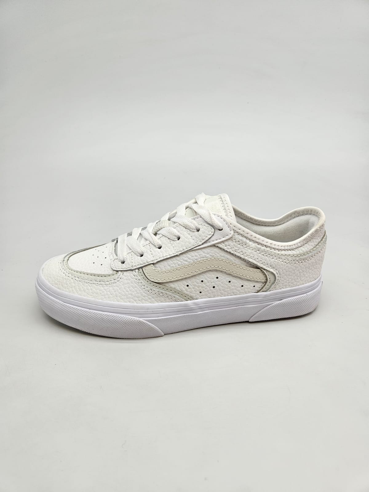 VANS NOVI ORIGINAL PATIKI BR 35