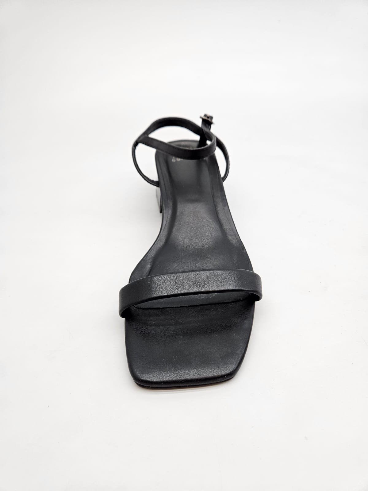 NEXT NOVI ORIGINAL SANDALI BR 37.5