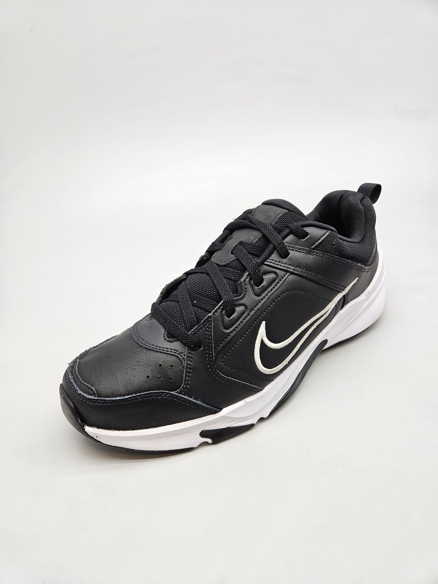 NIKE ORIGINAL KOZNI PATIKI BR 46