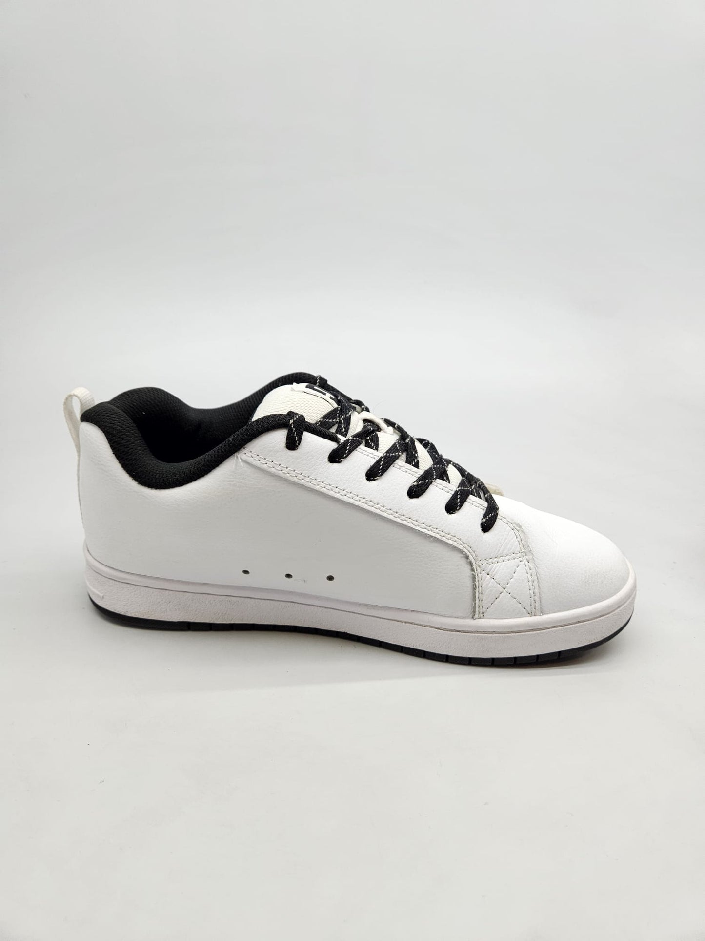 DC ORIGINAL KOZNI PATIKI BR 42