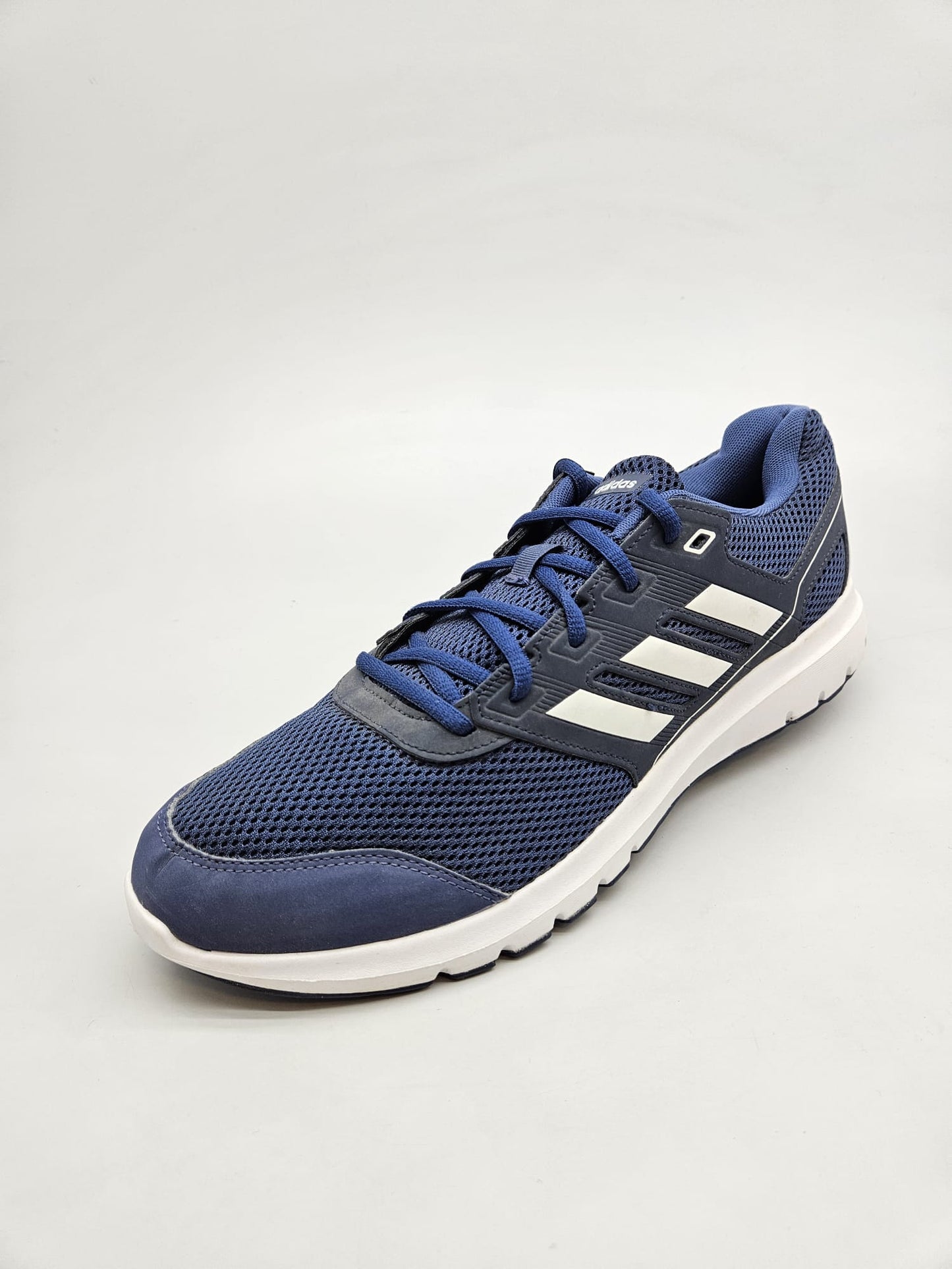 ADIDAS NOVI ORIGINAL PATIKI BR 45