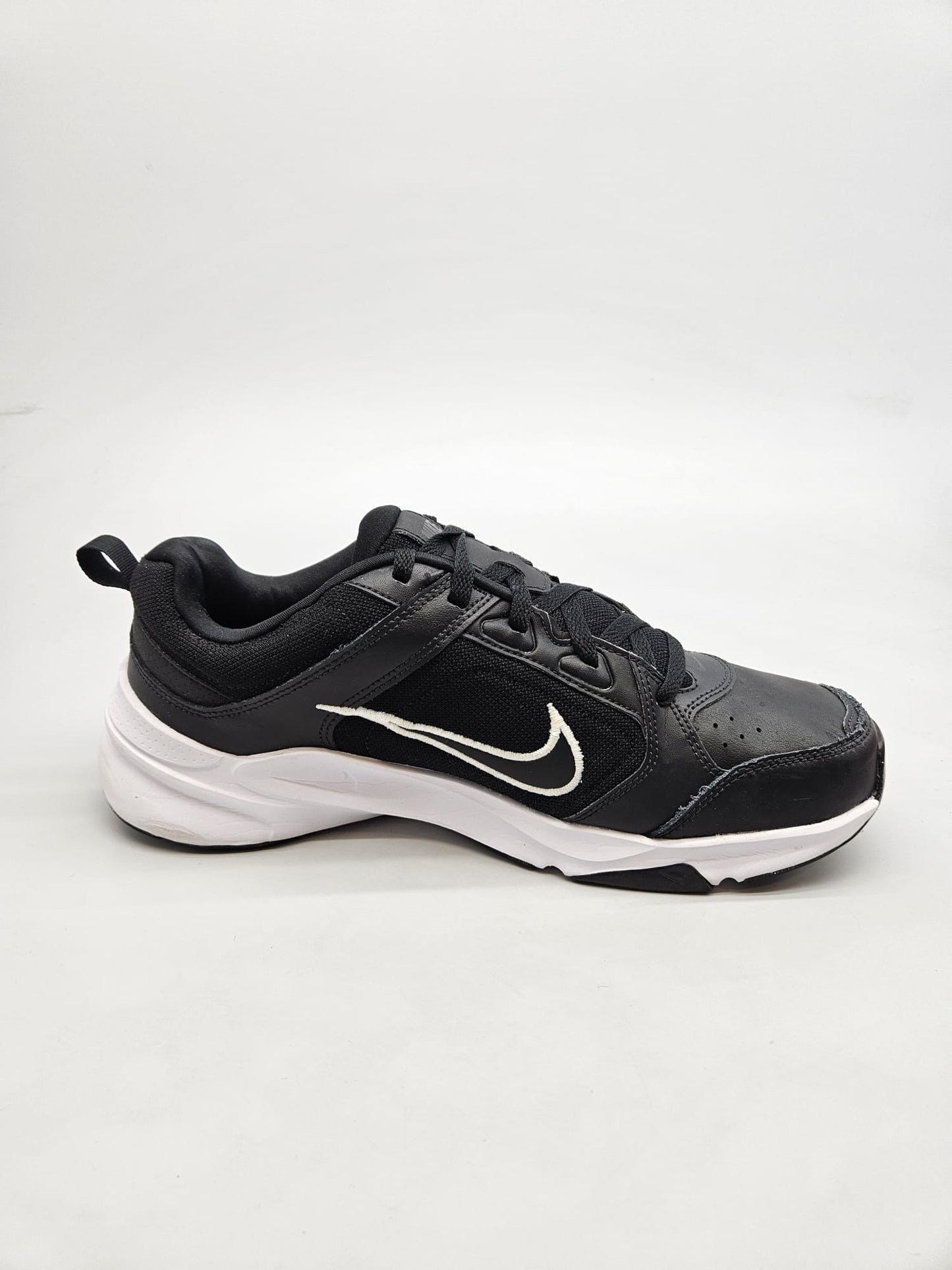 NIKE ORIGINAL KOZNI PATIKI BR 46