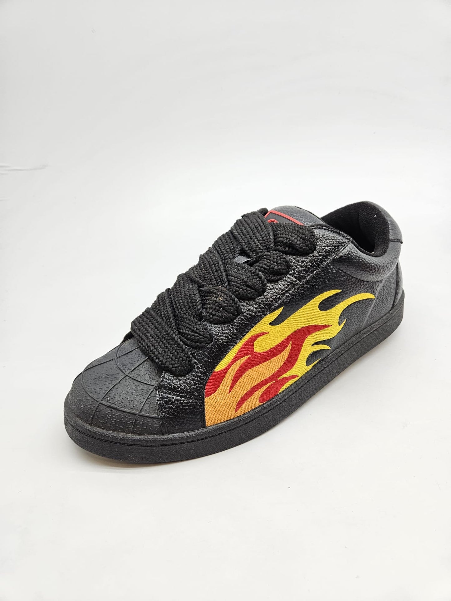 BUFFALO NOVI ORIGINAL PATIKI BR 44