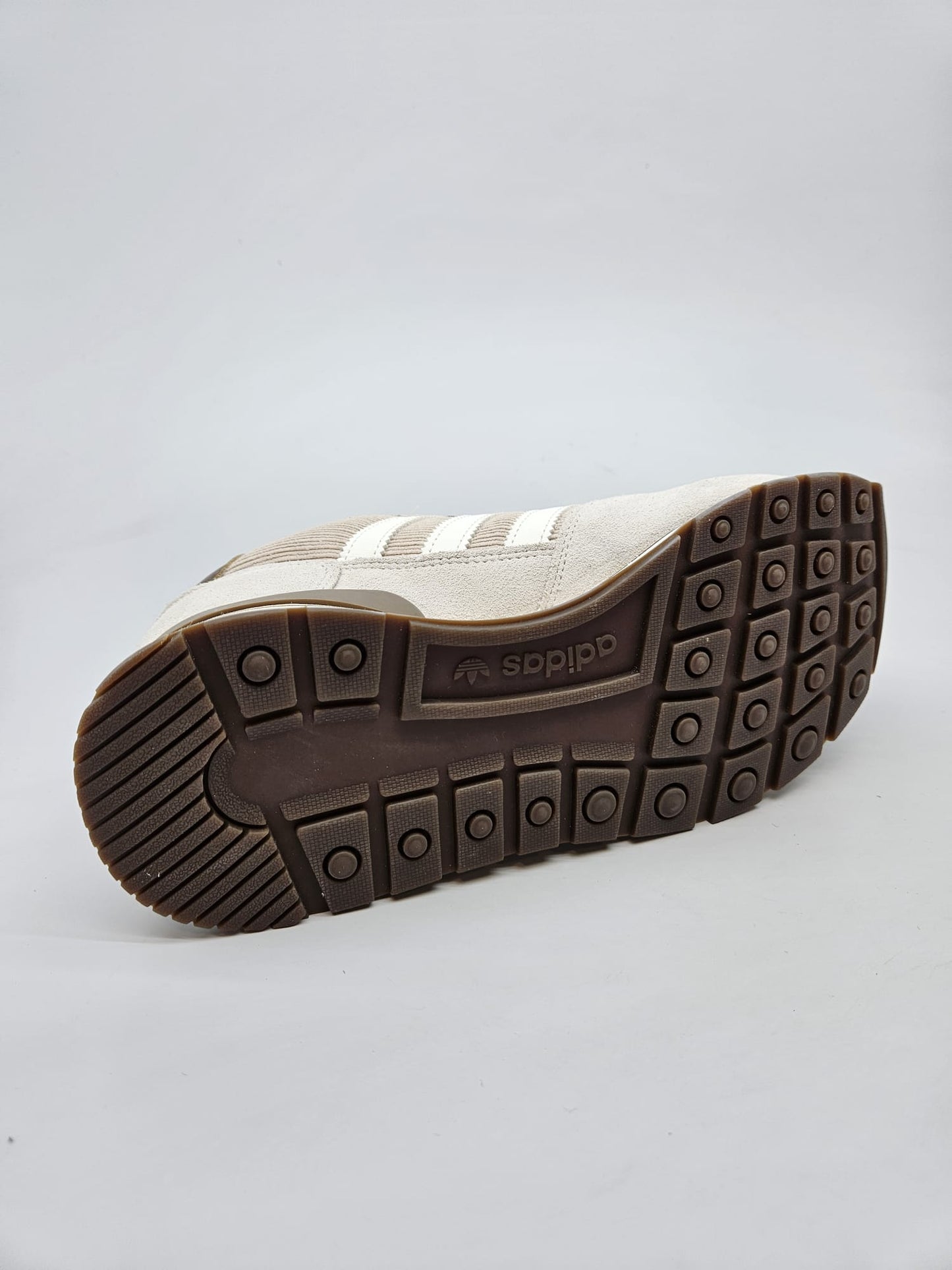 ADIDAS NOVI ORIGINAL PATIKI BR 38.5