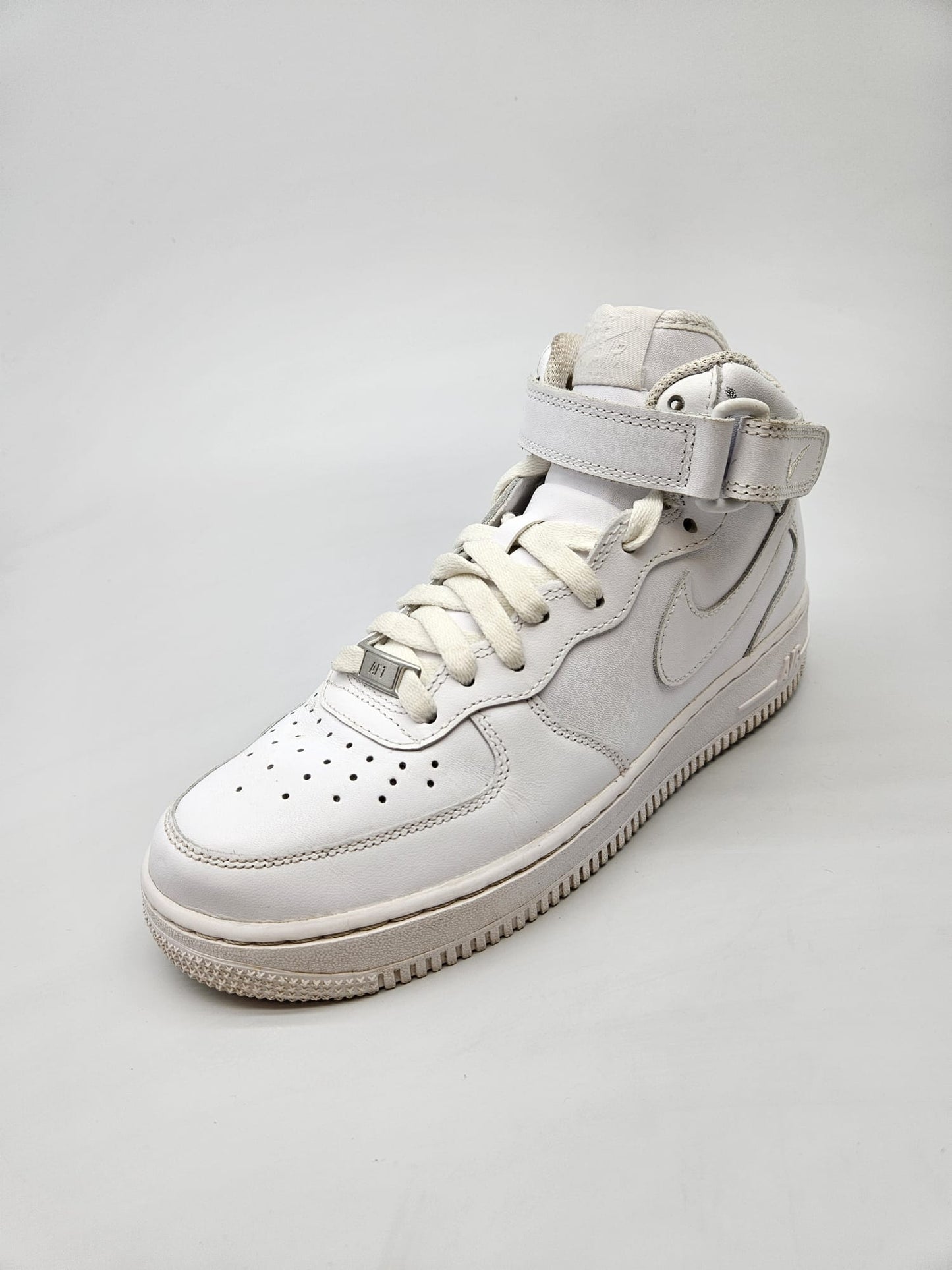 NIKE ADIDAS ORIGINAL PATIKI BR 39