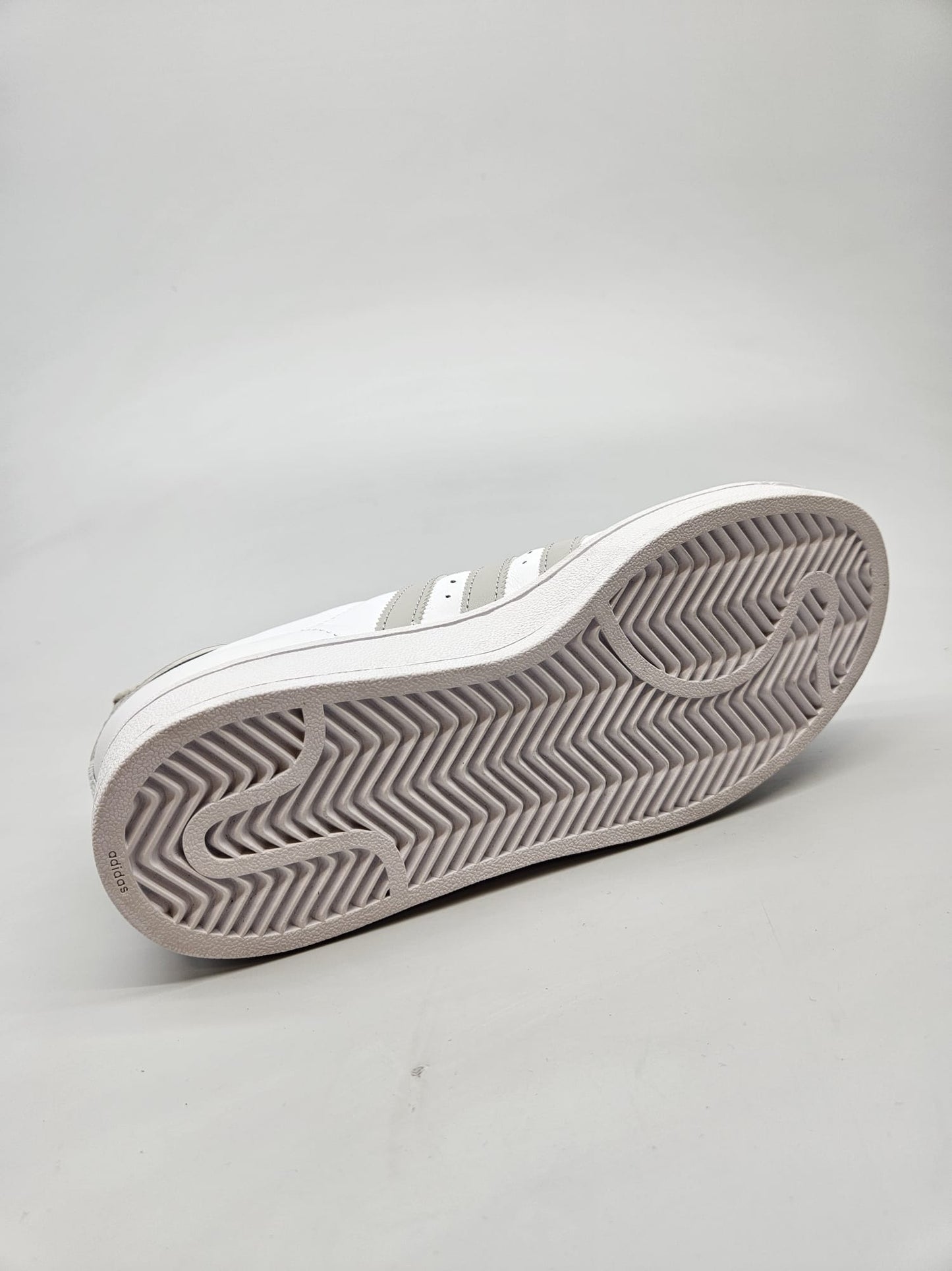 ADIDAS NOVI ORIGINAL PATIKI BR 36.5