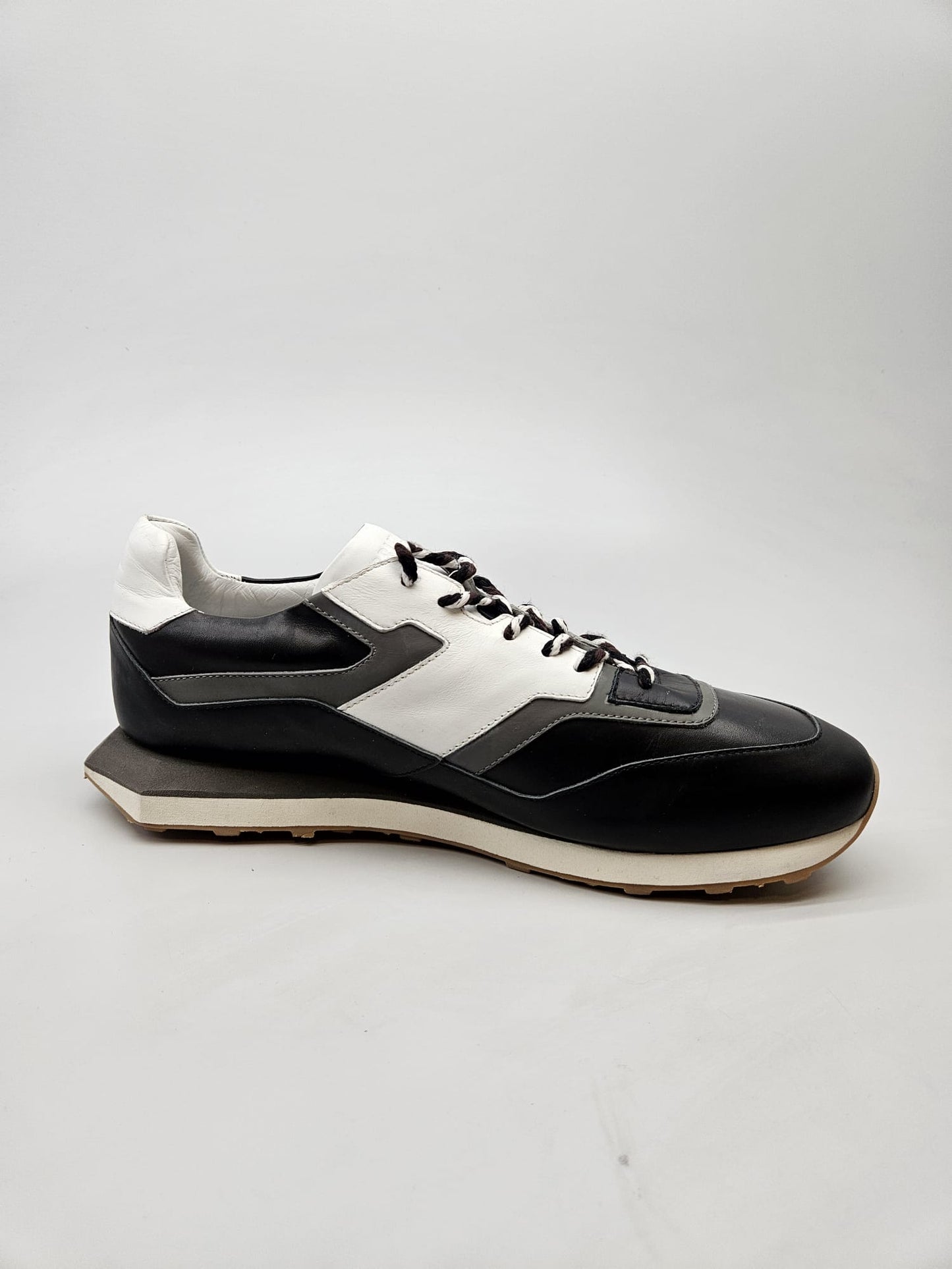 NOVI KOZNI PATIKI ORIGINAL BR 44-45